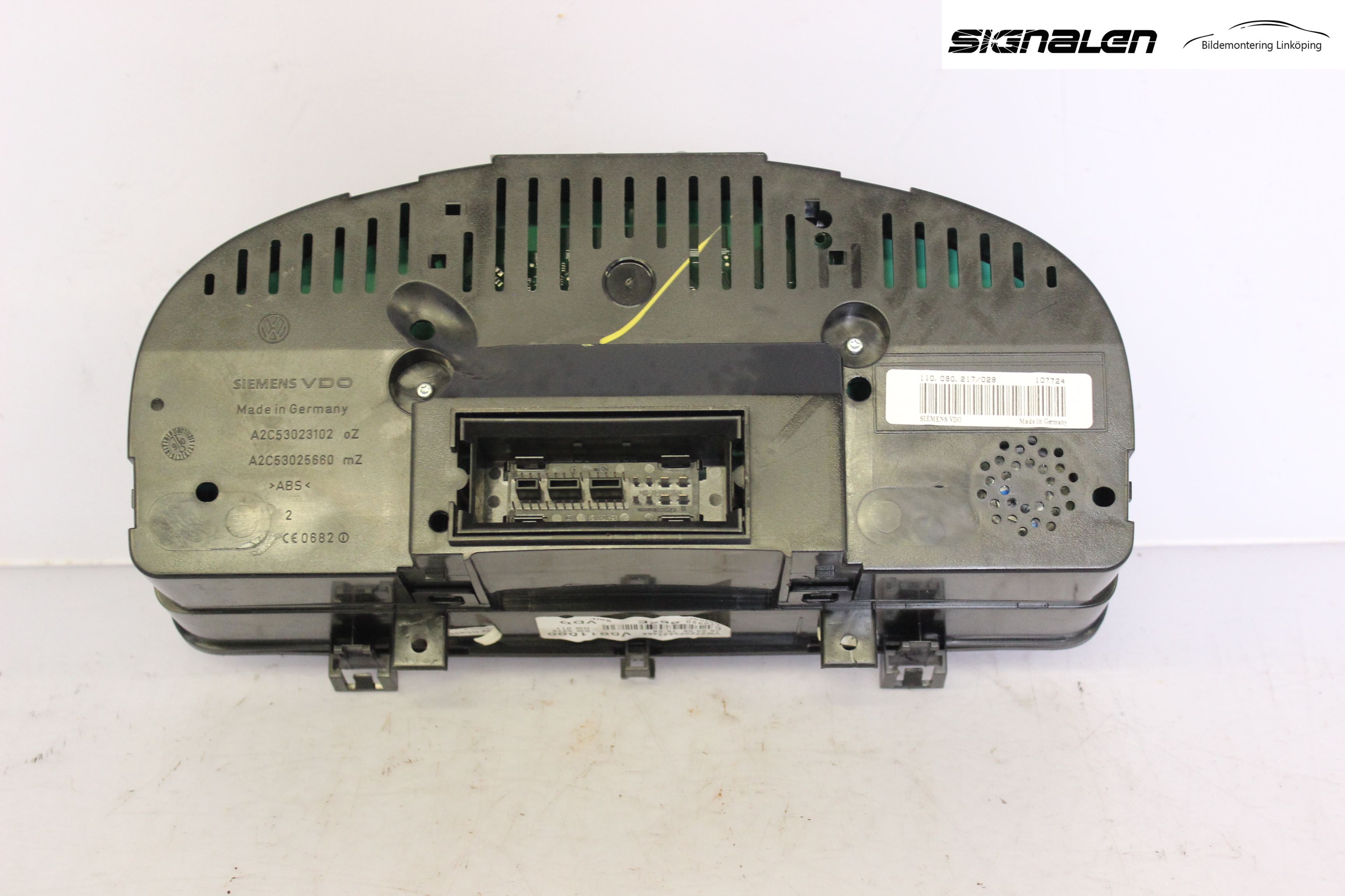 Volkswagen VW TOURAN 03-10 Instrument Komb