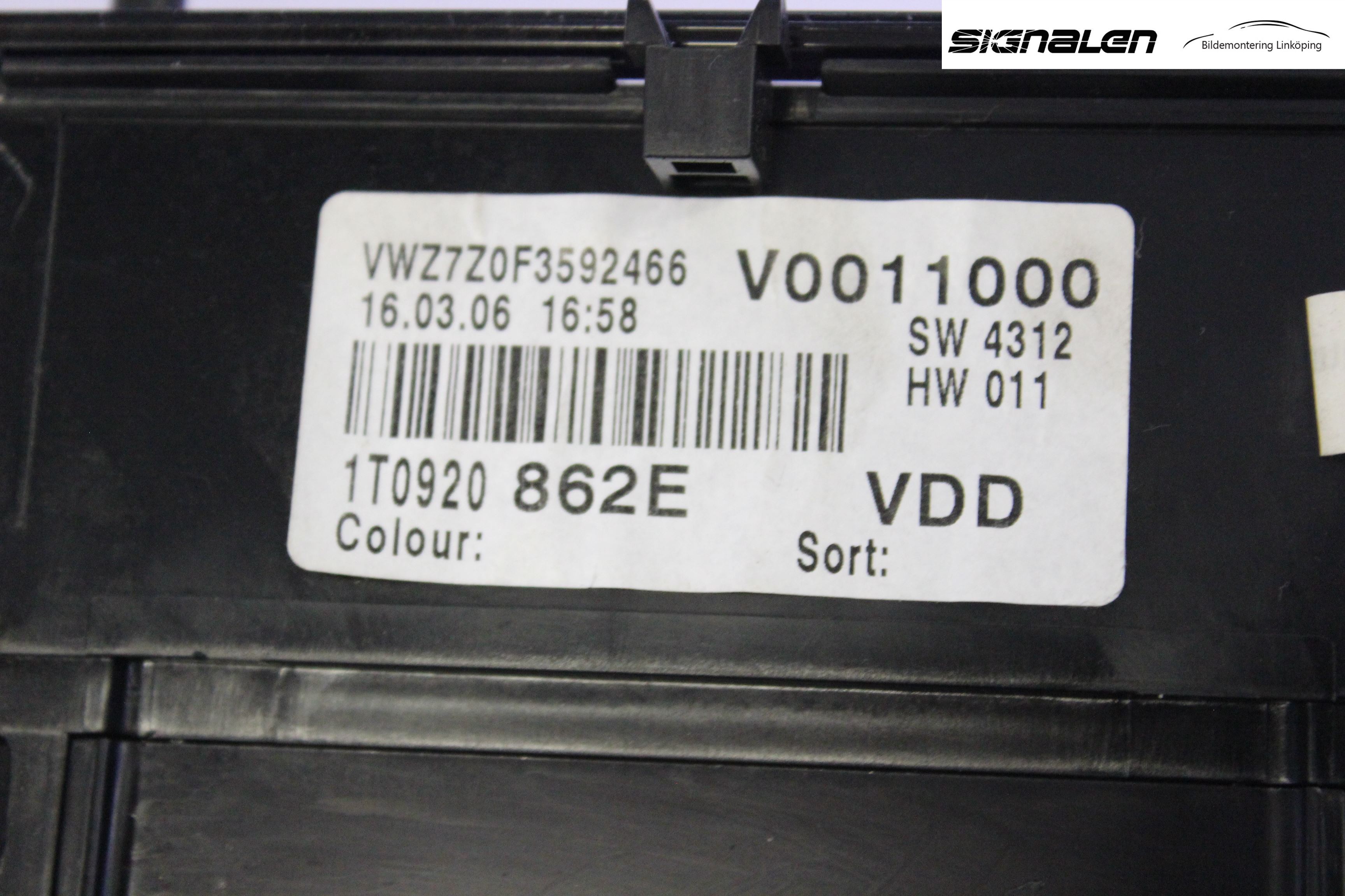 Volkswagen VW TOURAN 03-10 Instrument Komb