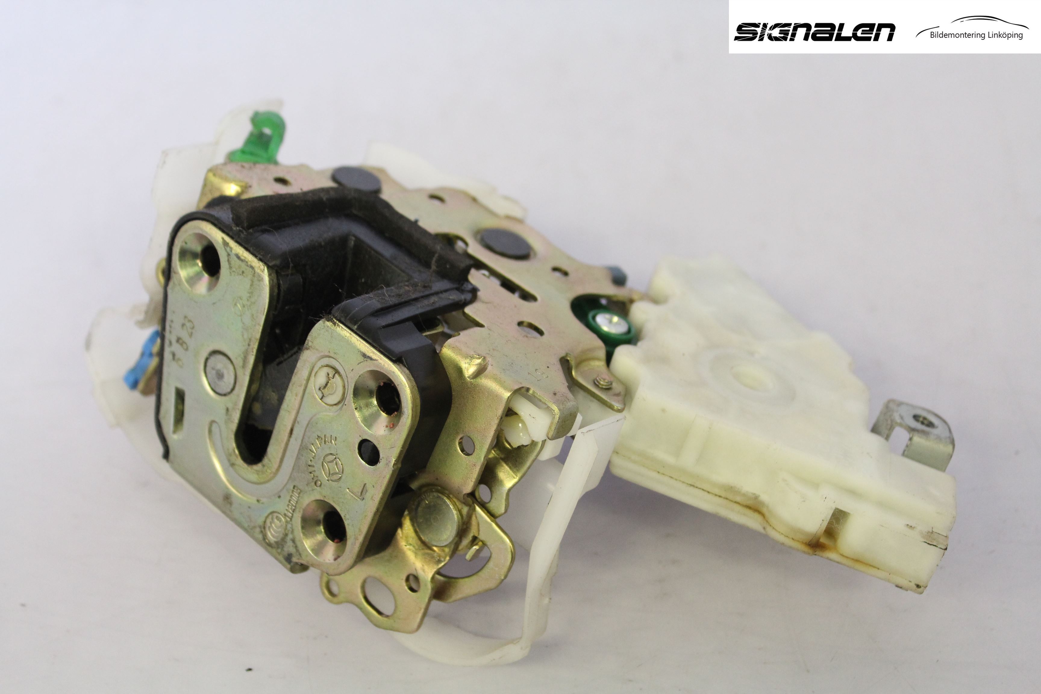 Subaru IMPREZA II  06-07 Låskista-Dörrlås