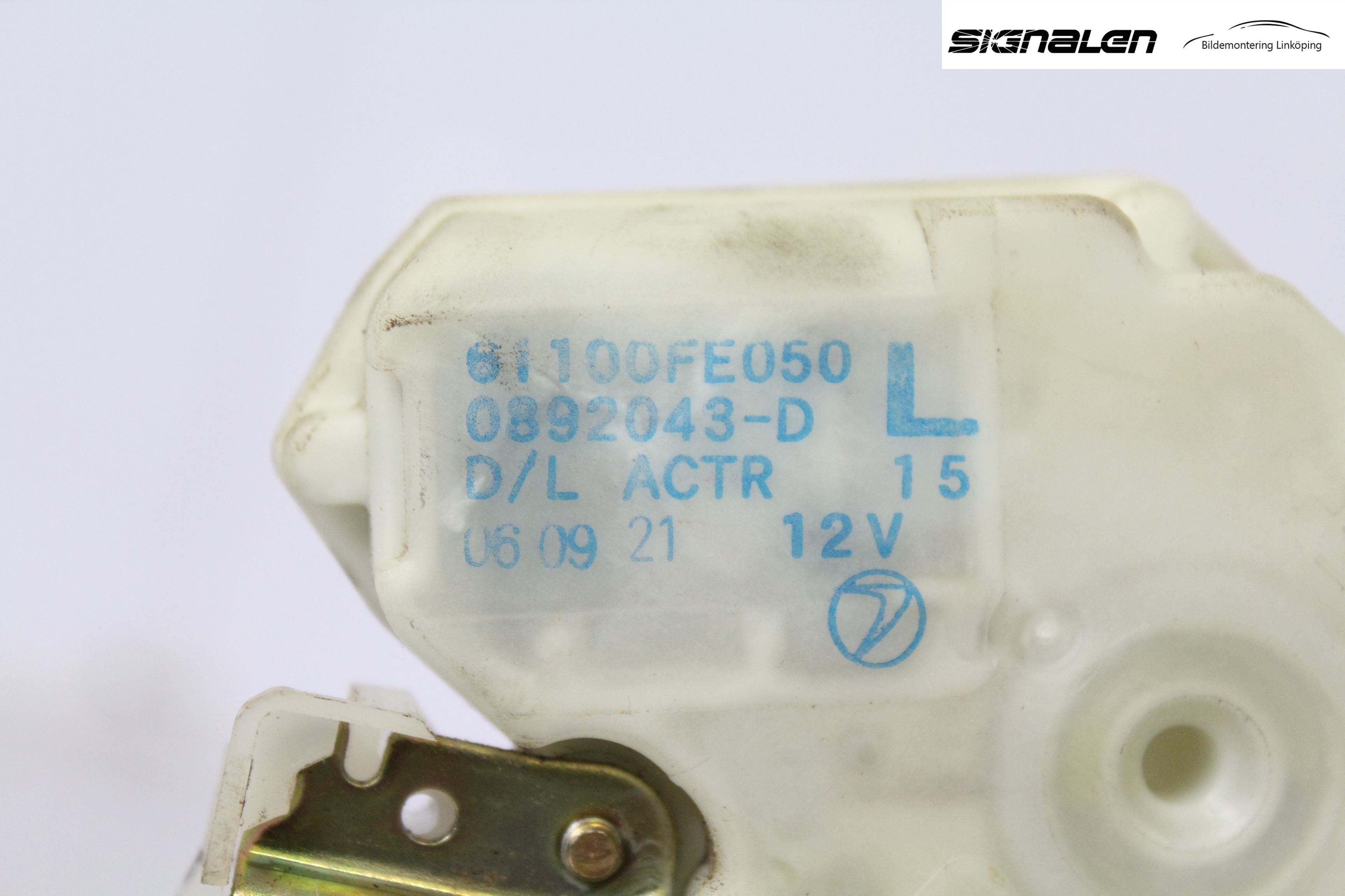 Subaru IMPREZA II  06-07 Låskista-Dörrlås