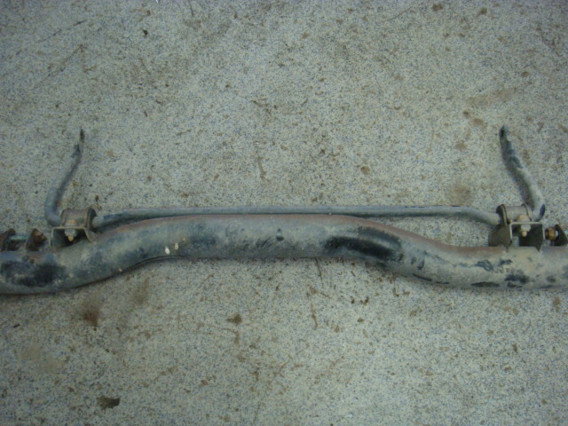 Volkswagen VW CADDY      04-10 Bakaxel