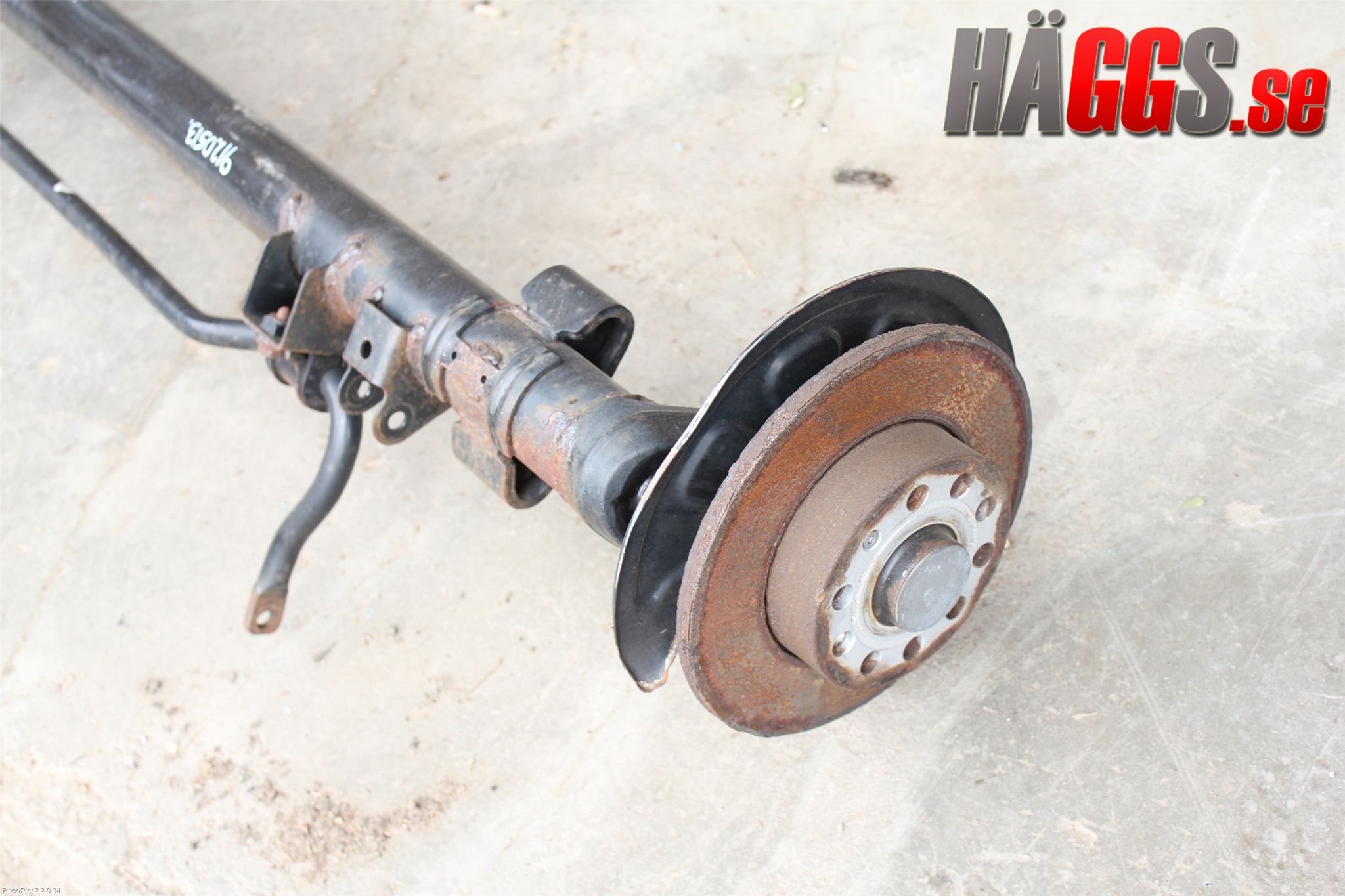 Volkswagen VW CADDY      04-10 Bakaxel