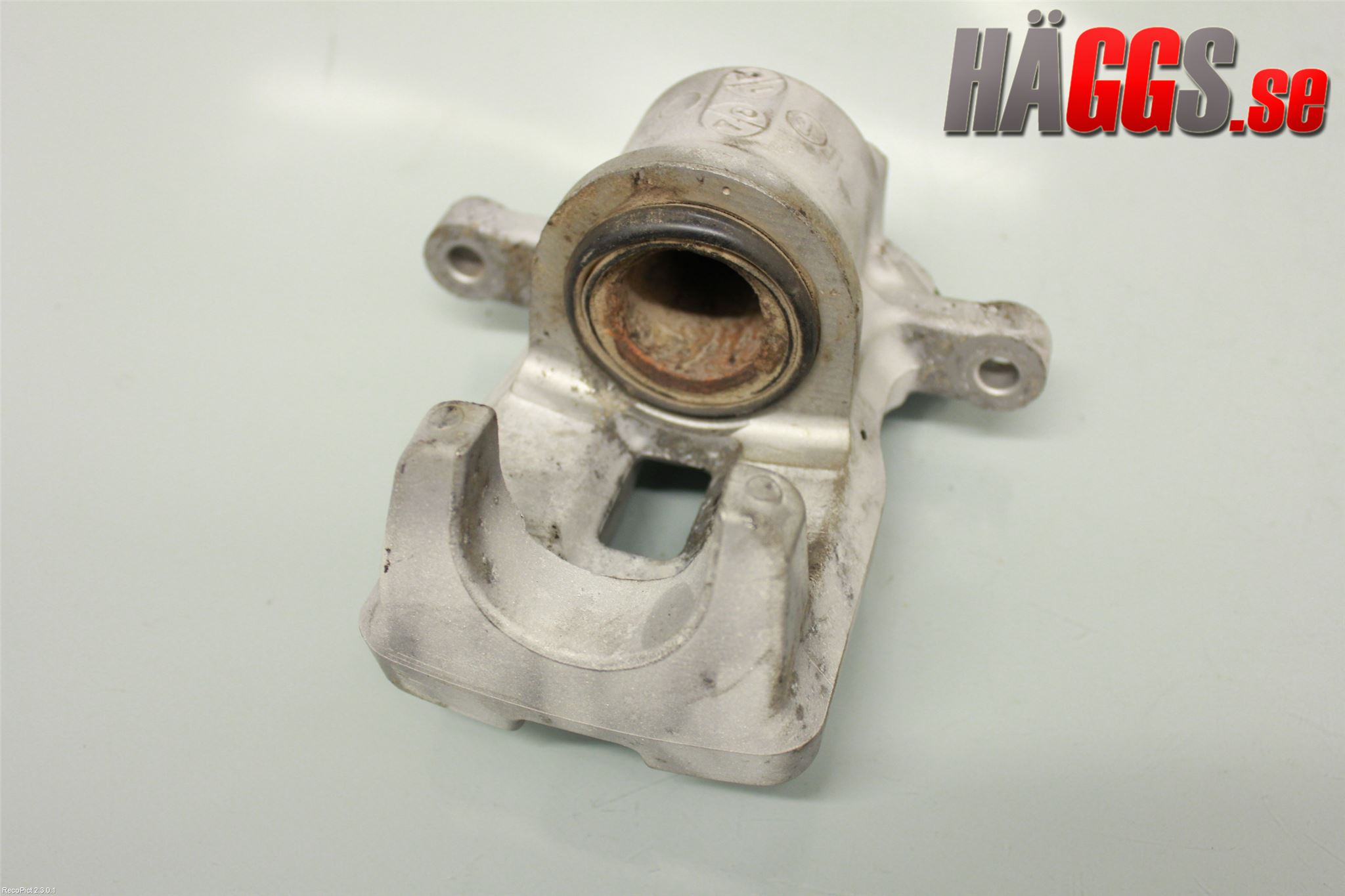 Toyota RAV 4 06-12 Bromsok Bak Vänster