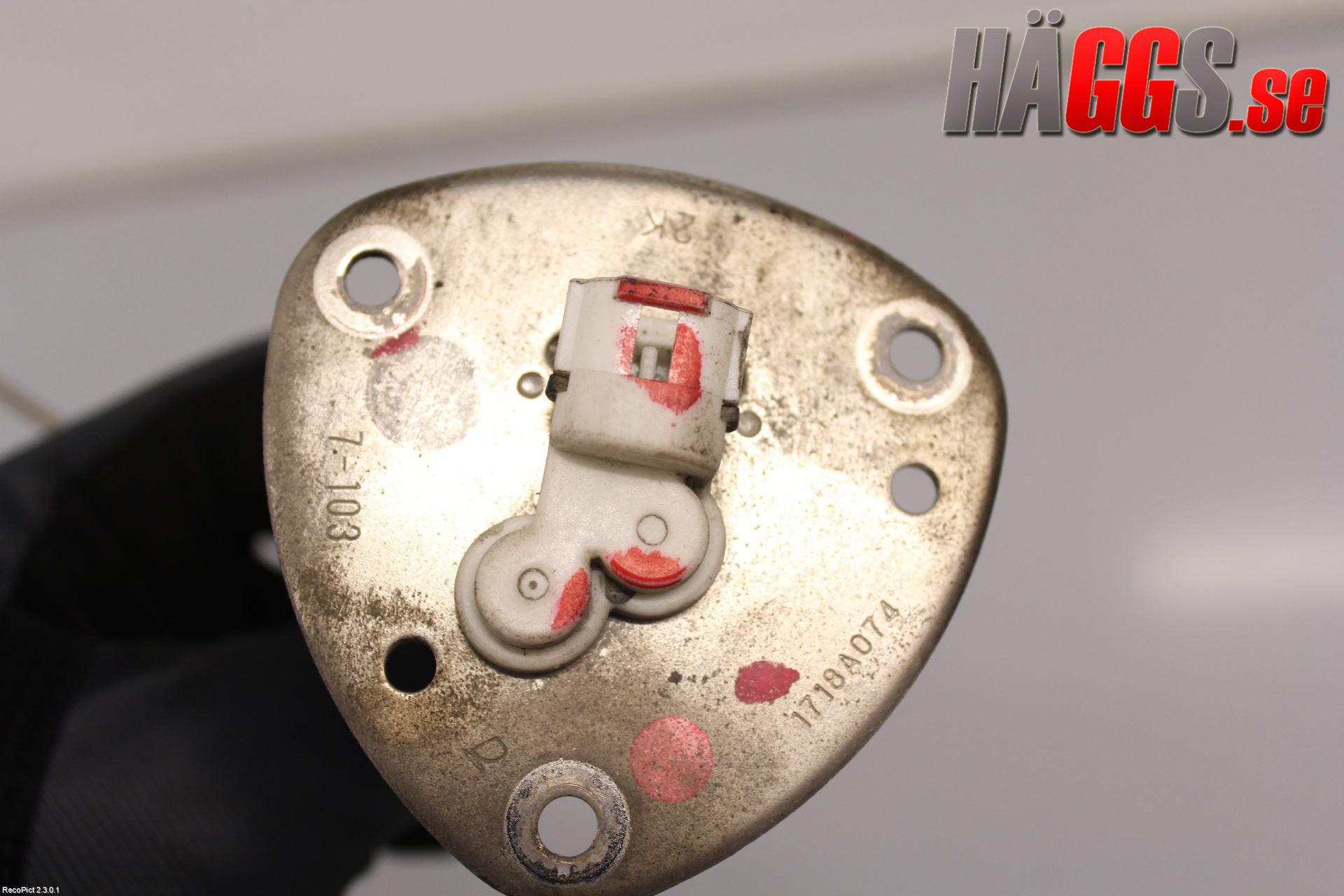 Peugeot 4007 Givare Tank