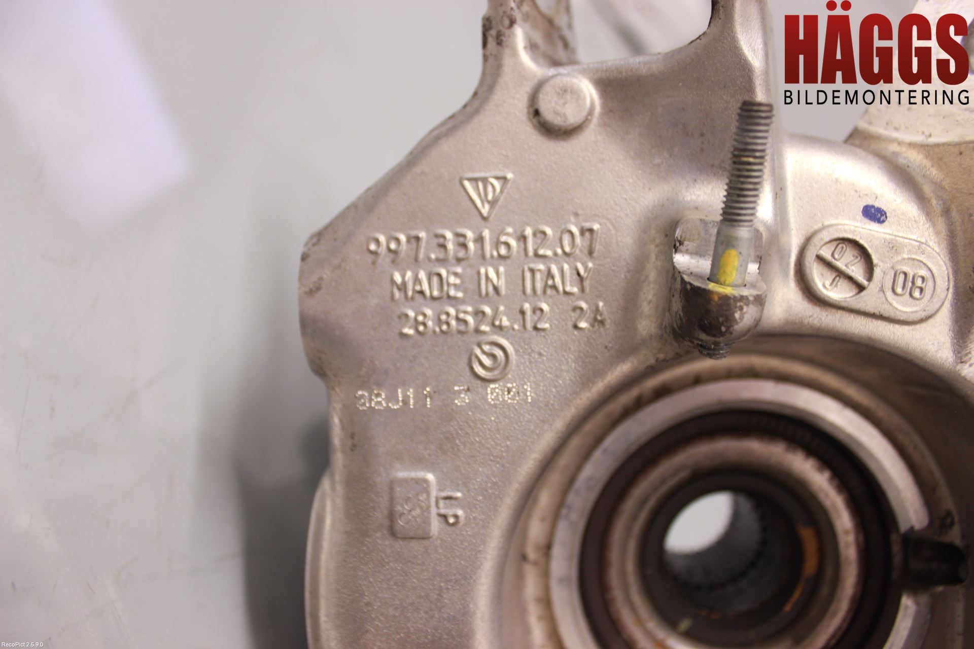 Porsche 911 64- Hjullagerhus-Spindel Hö B