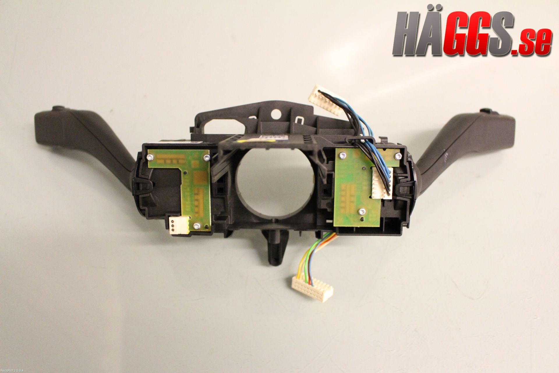 Volkswagen VW GOLF VI 09-13 Spakcentral