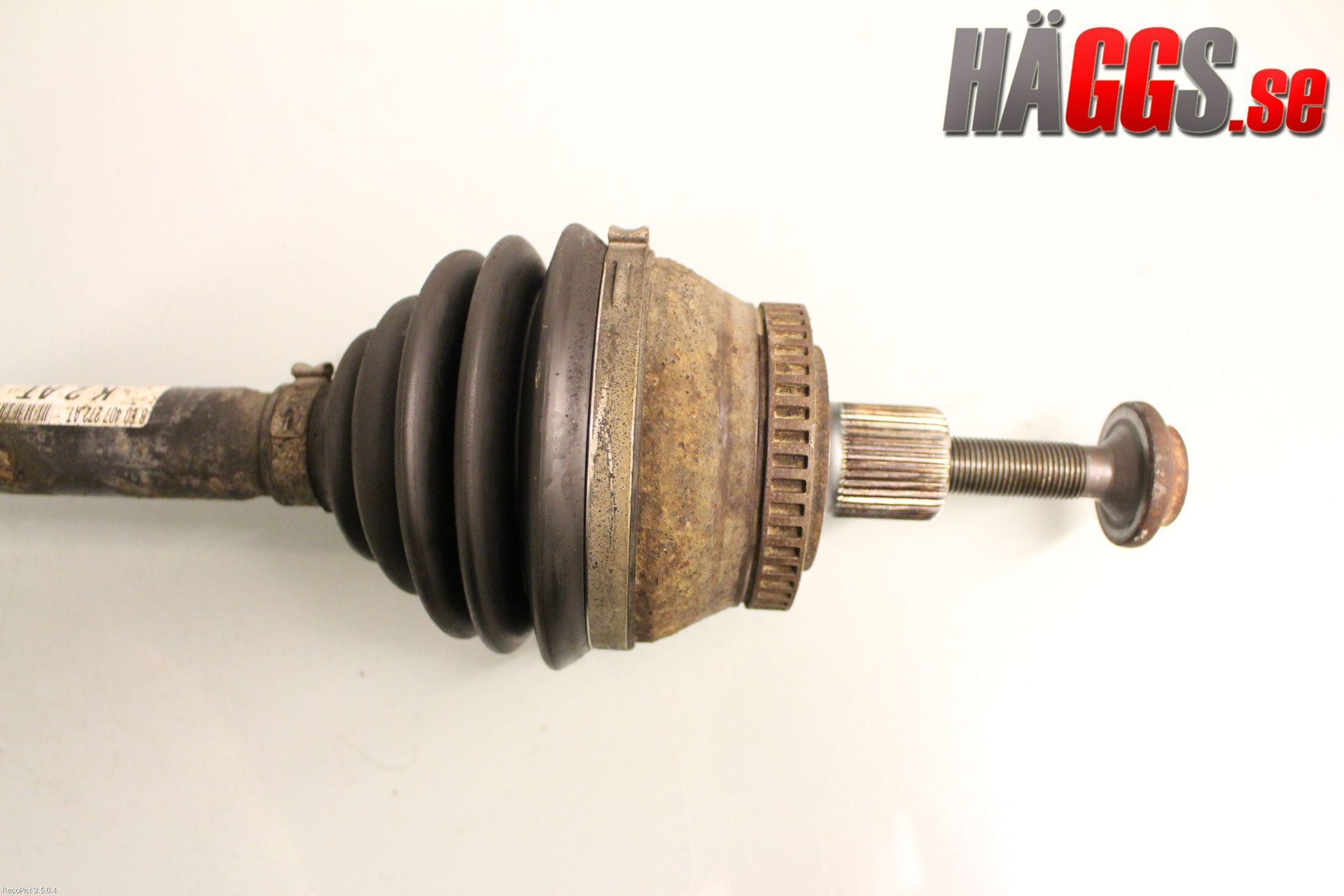 Audi A4/S4 05-07 Drivaxel Fram Höger