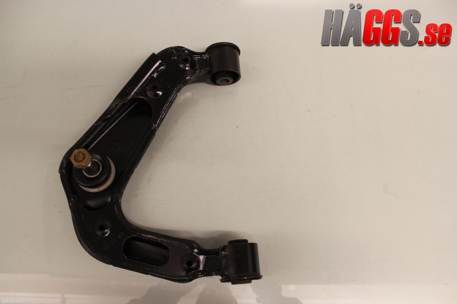 Nissan NAVARA 05-16 Bärarm Fram Övre Vä