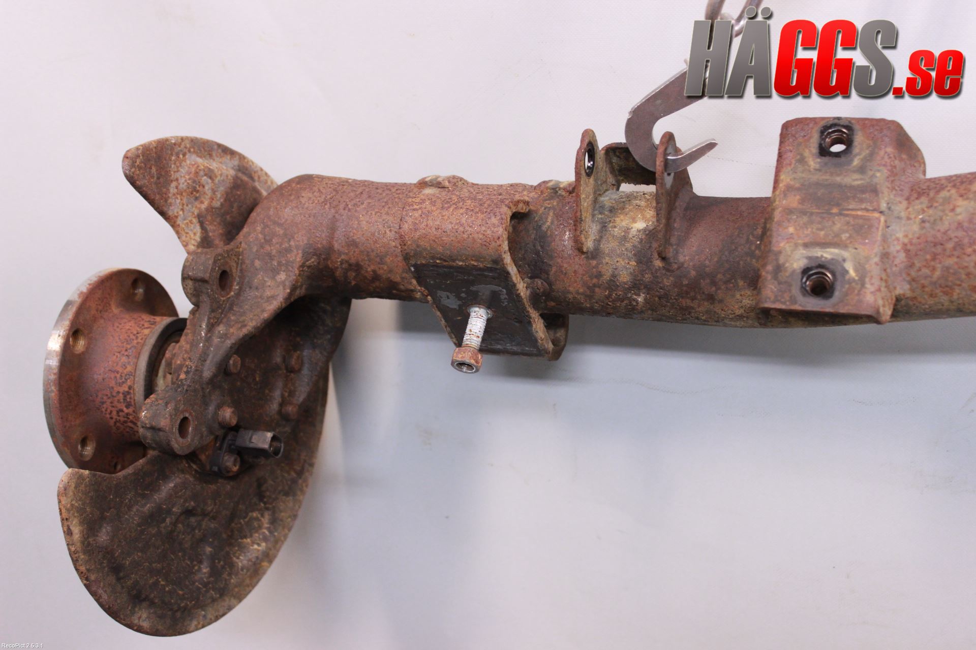 Volkswagen VW CADDY      04-10 Bakaxel