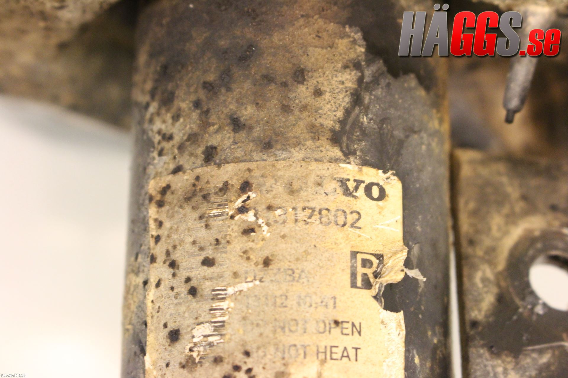 Volvo XC70 08-13 Fjäderben Fram Höger