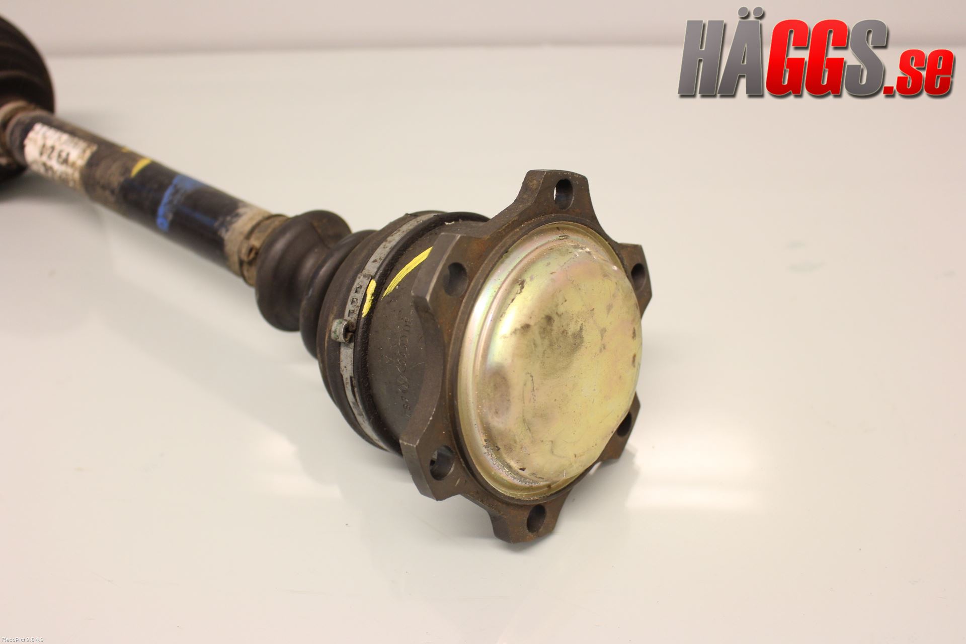 Volkswagen VW PASSAT 01-05 Drivaxel Fram Höger