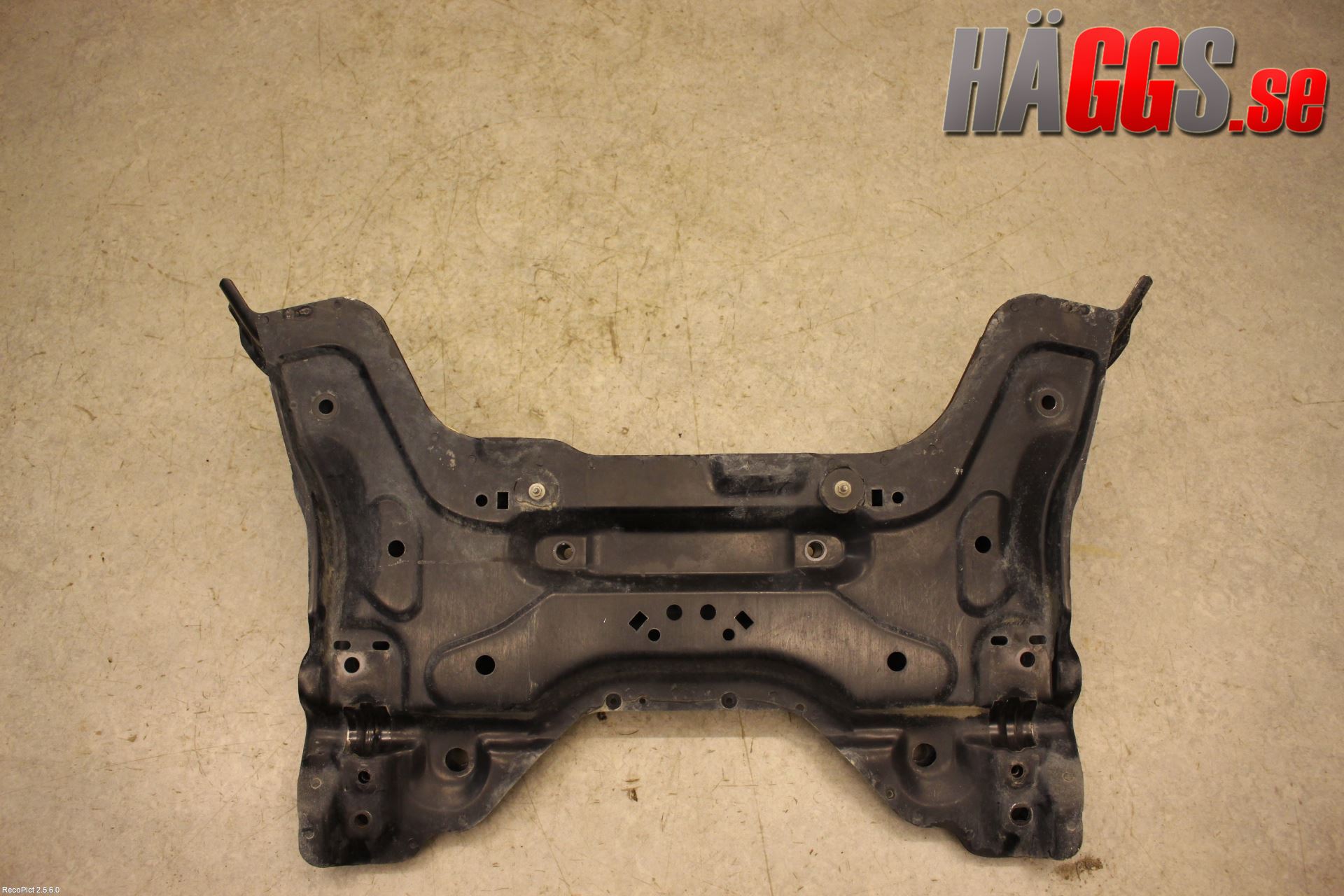 Citroen BERLINGO 08-18 Framvagnsbalk