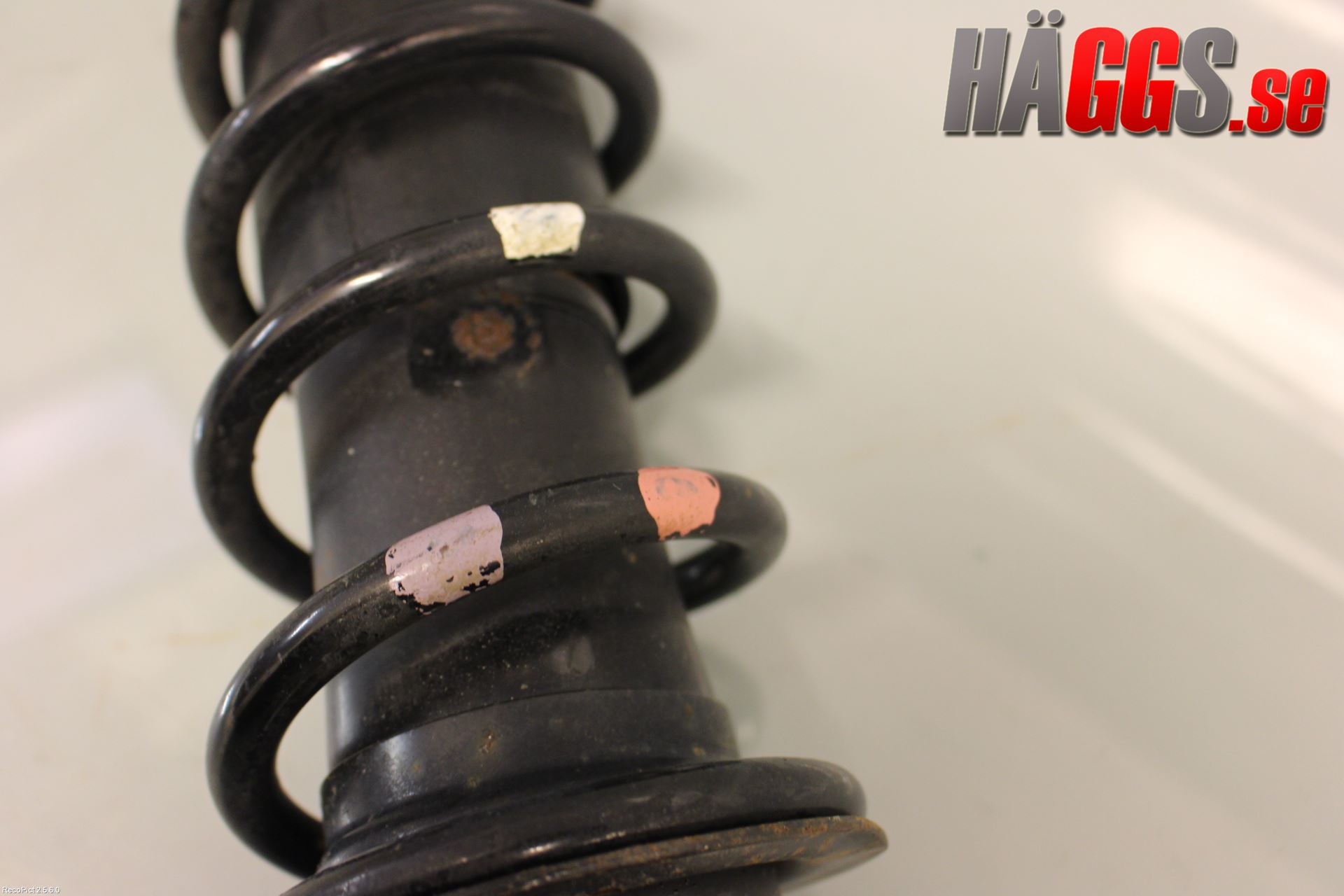 Subaru OUTBACK 10-15 Fjäderben Bak Höger