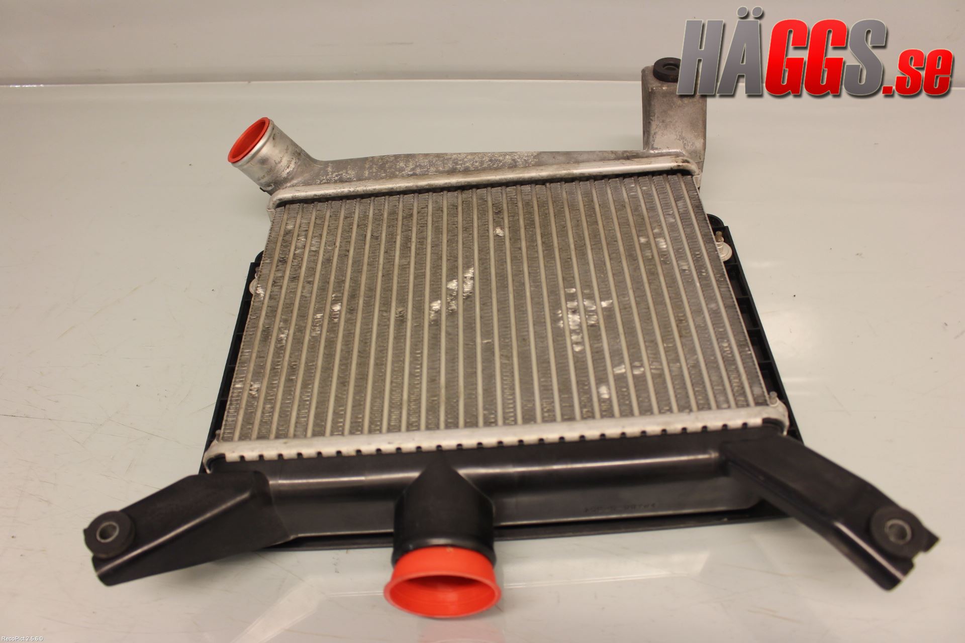 Toyota RAV 4 00-06 Laddluft-Intercooler Kyl