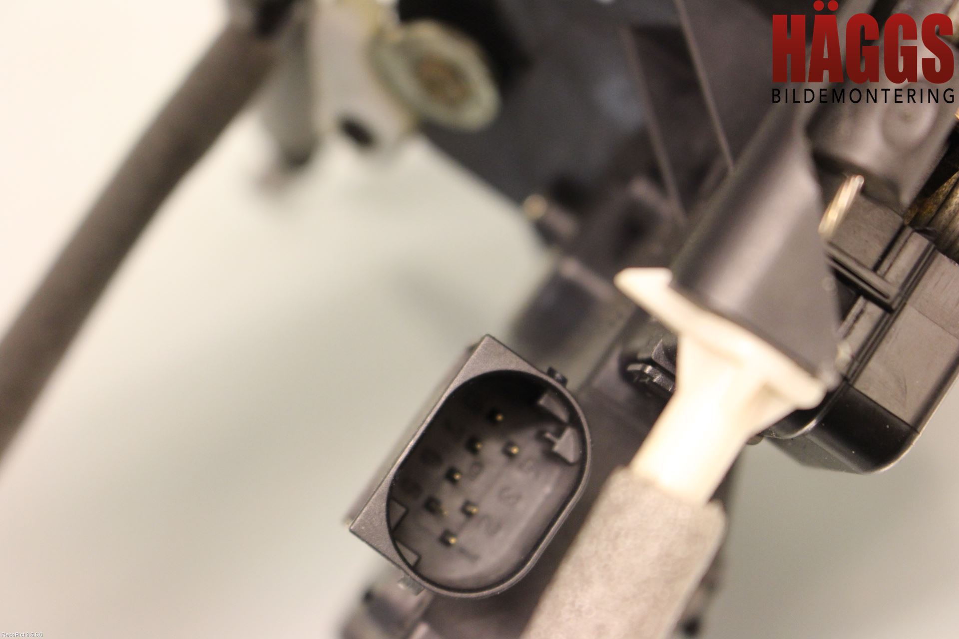 BMW 3 E46      98-05 Låskista-Dörrlås