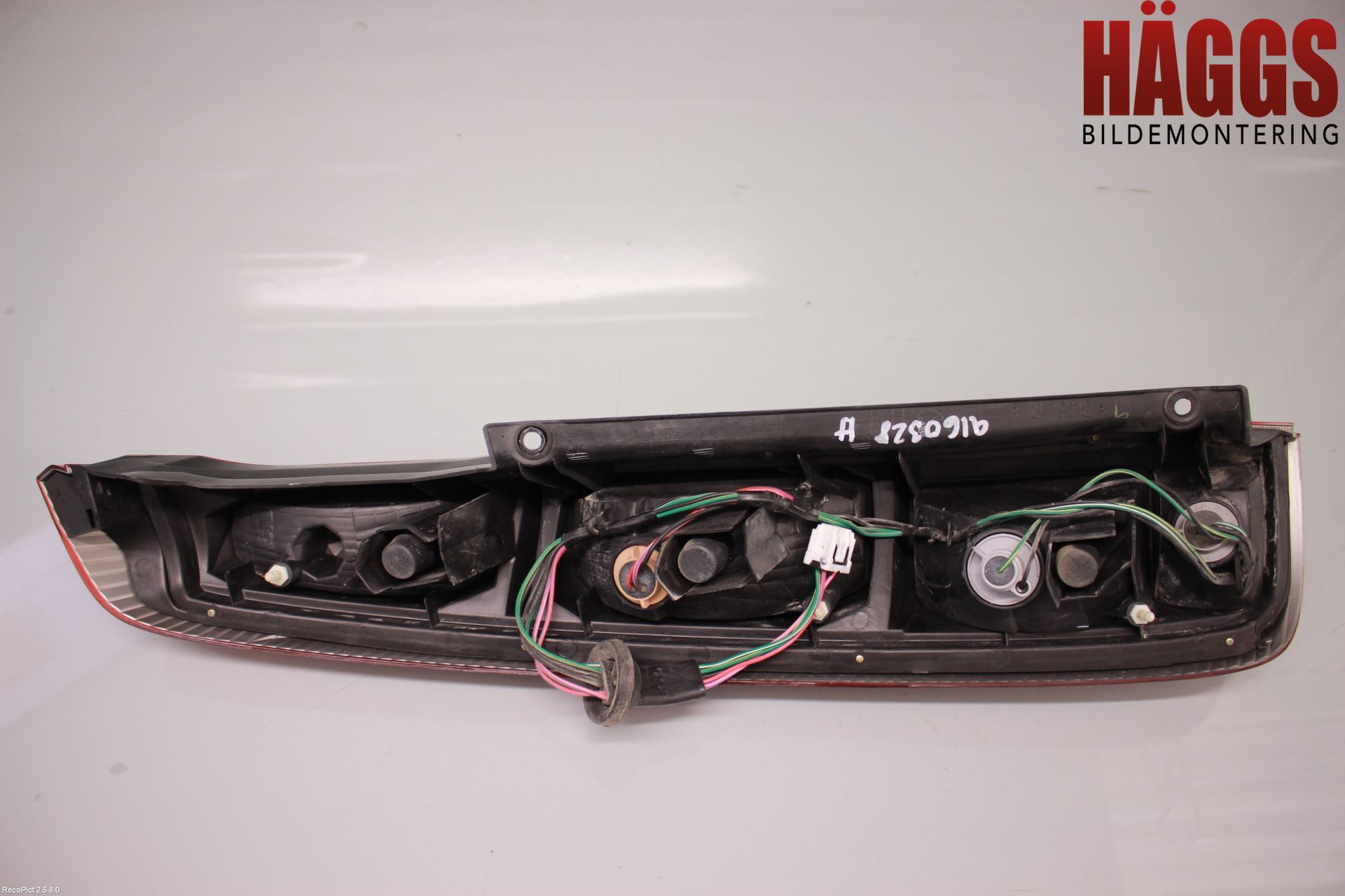 Nissan X-TRAIL     01-07 Bakljus Höger