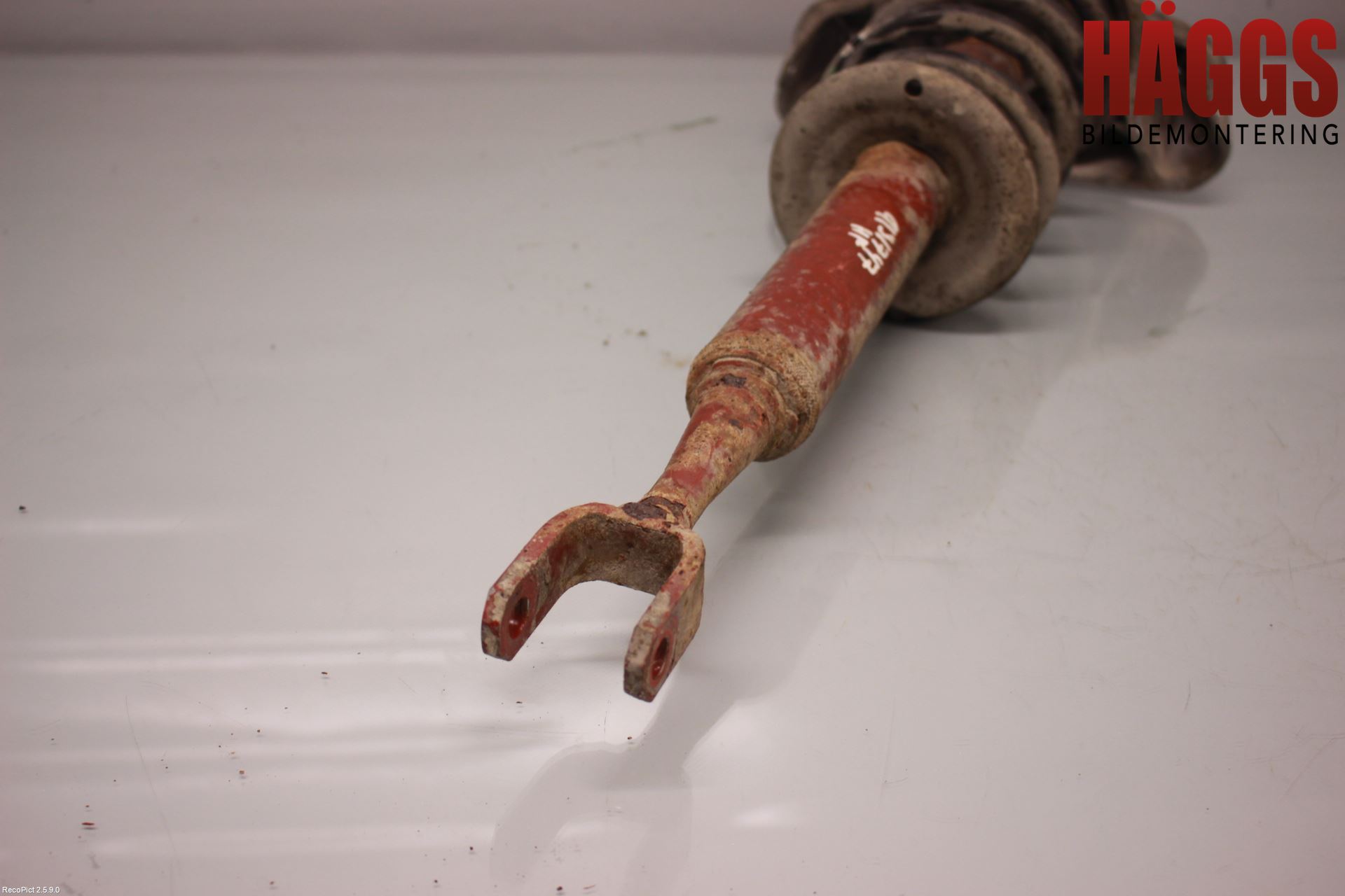 Audi A4/S4 05-07 Fjäderben Fram Höger