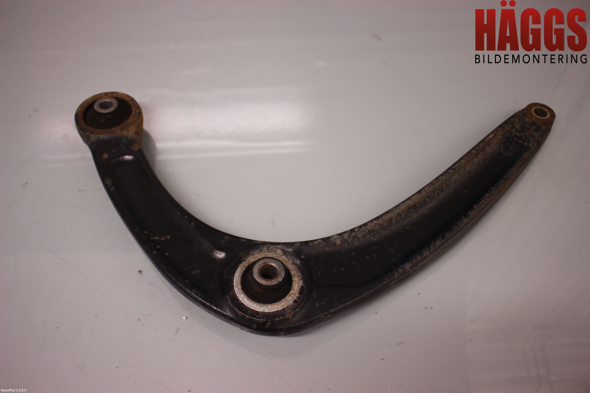 Peugeot 308 08-13 Bärarm Fram Undre Hö