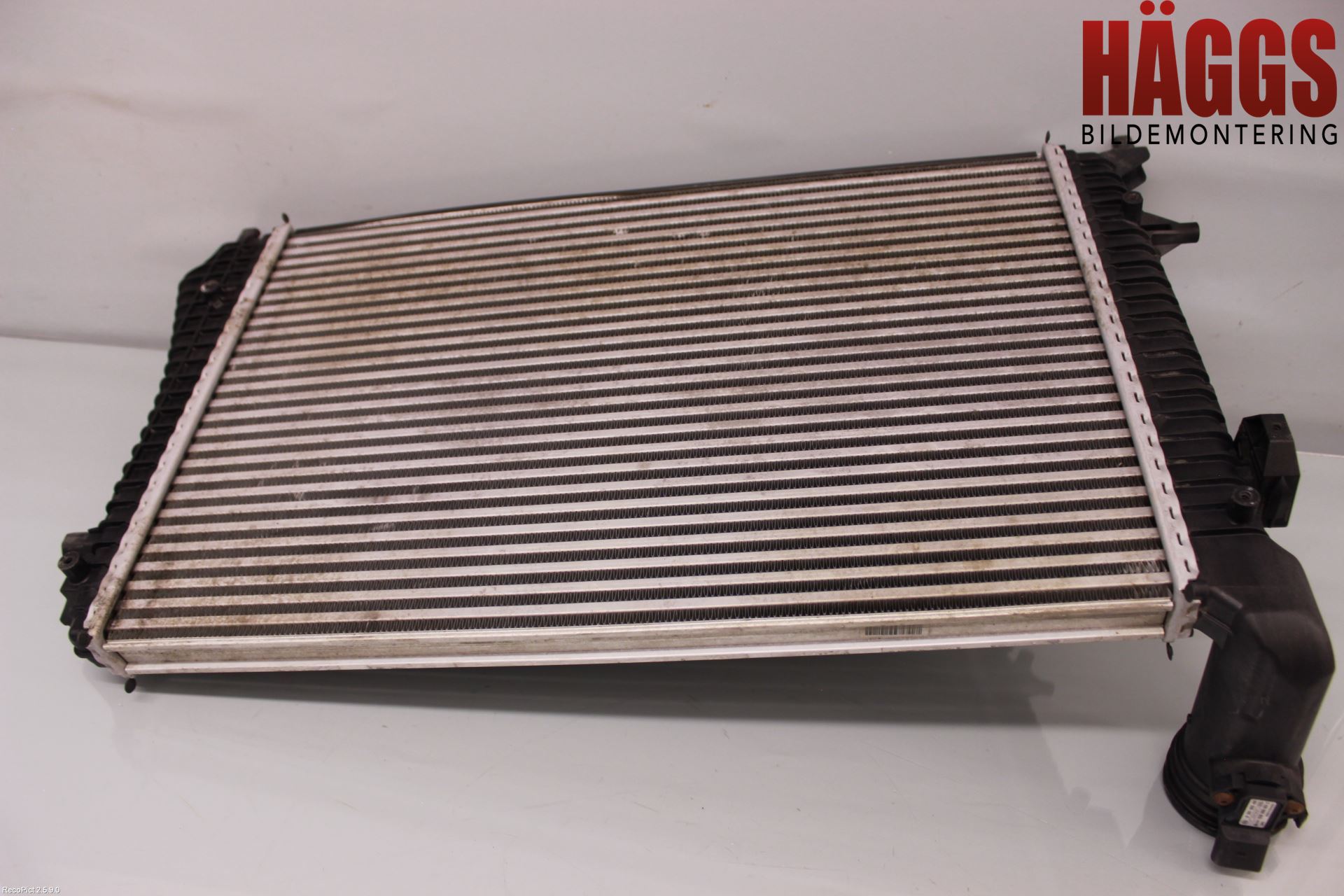Volkswagen VW PASSAT 05-11 Laddluft-Intercooler Kyl