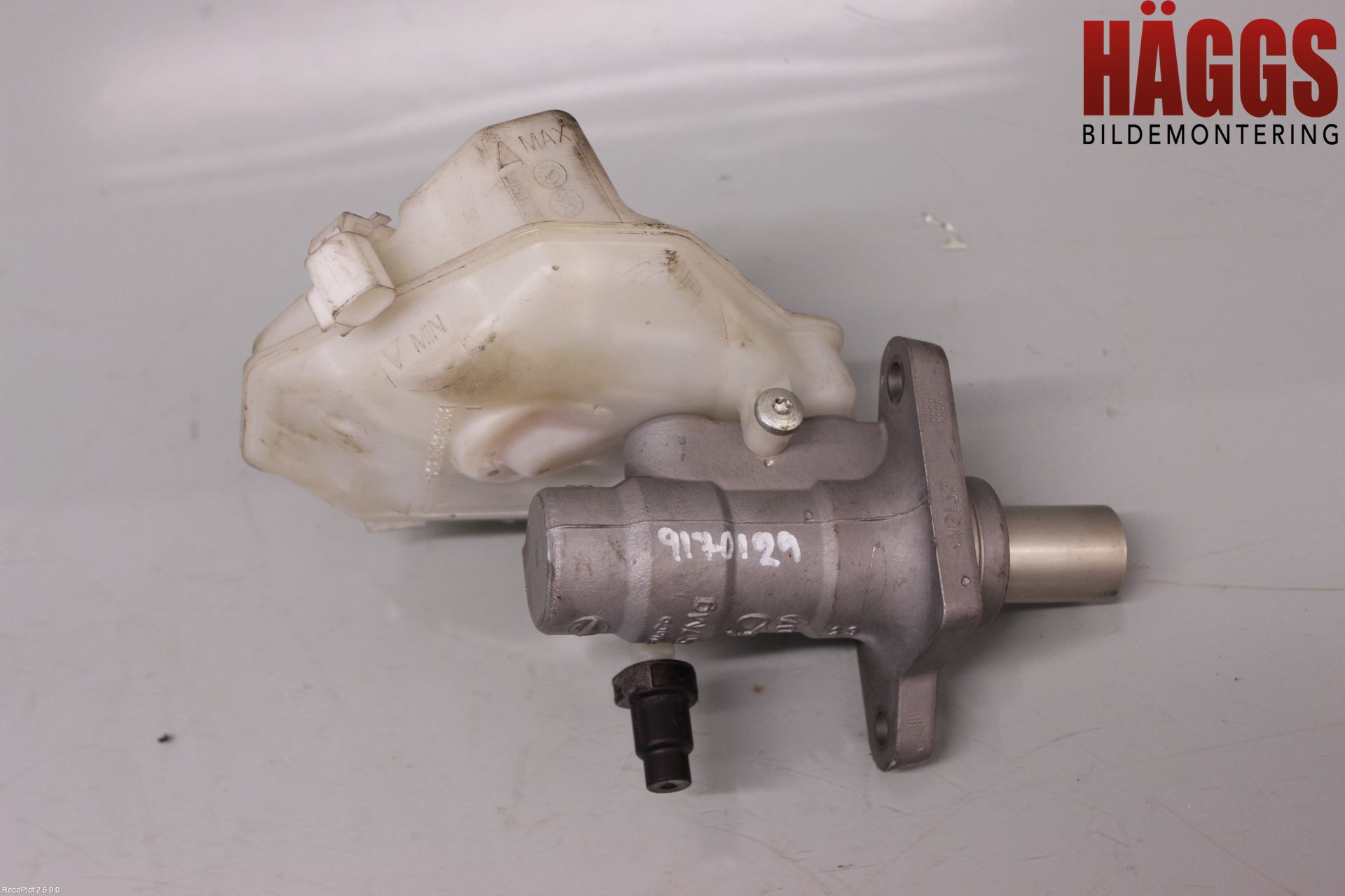 Volvo XC70 08-13 Broms Huvudcylinder