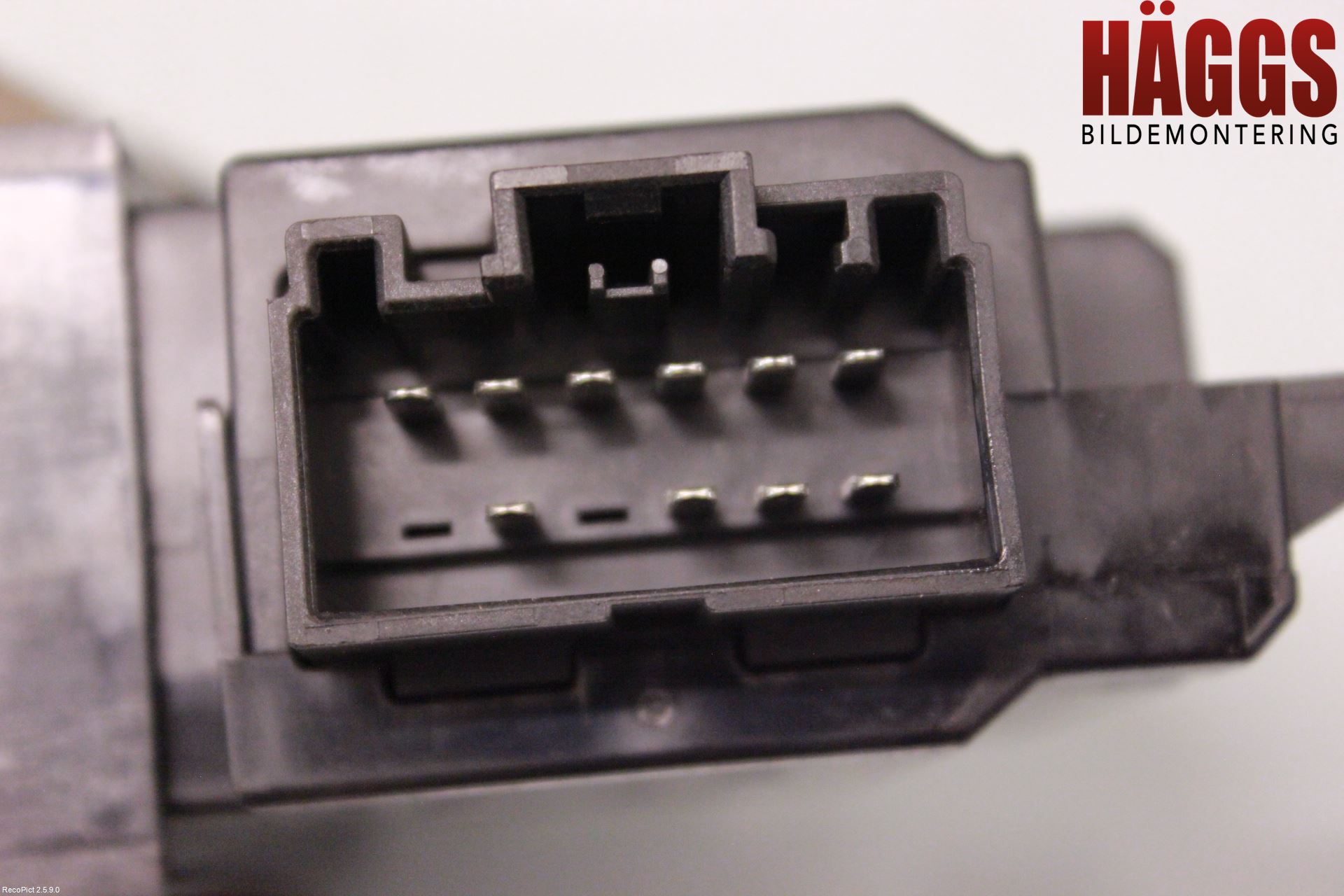 Volvo V70 05-08 Strömställare Elhiss