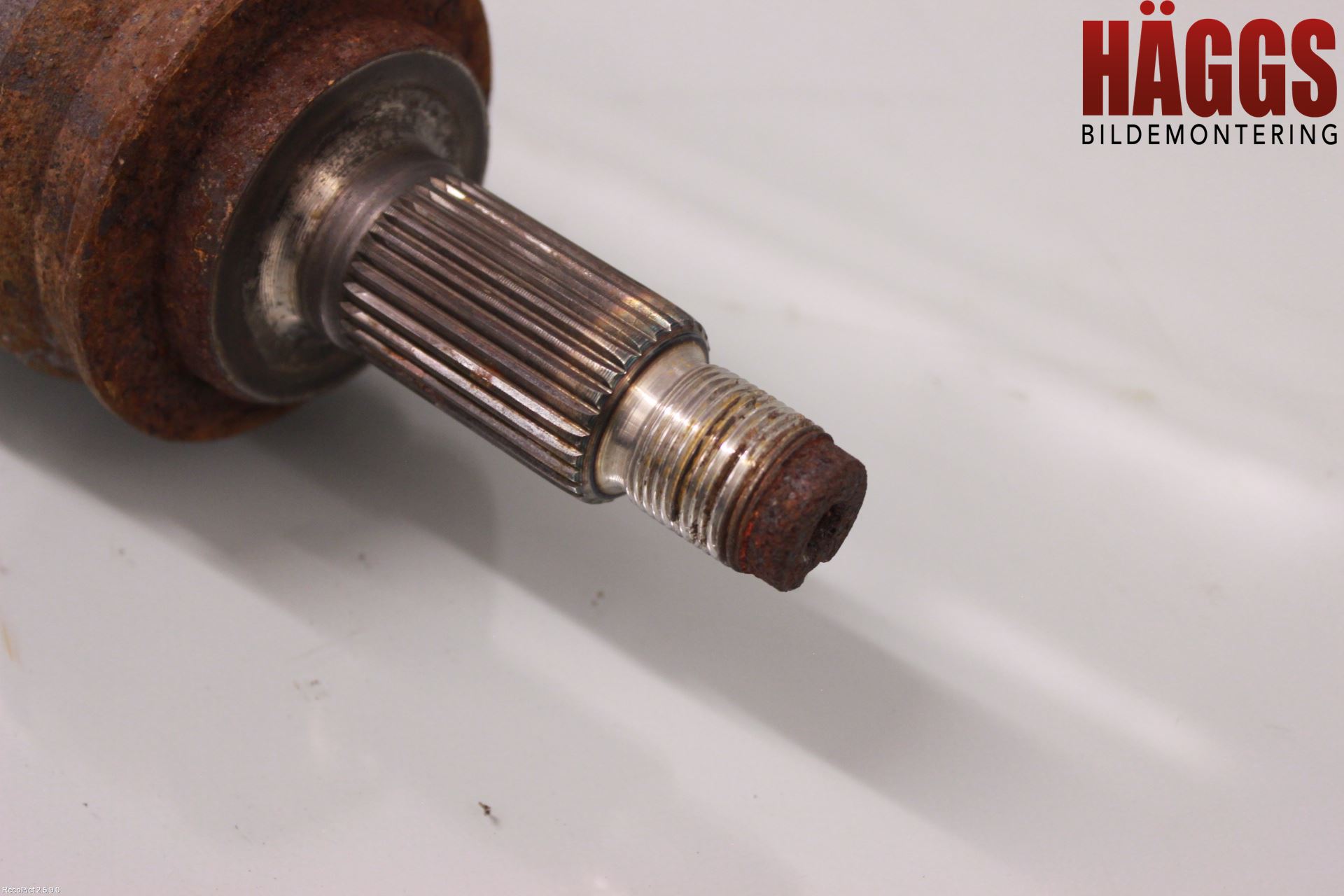 Suzuki GRAND VITARA II 06-14 Drivaxel Bak Höger