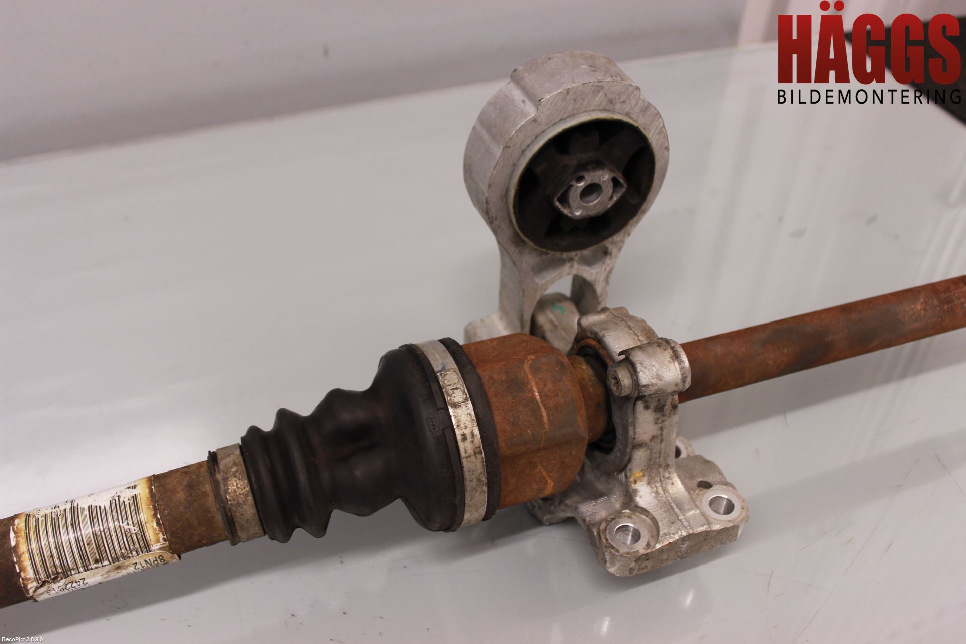 Peugeot 508 11-18 Drivaxel Fram Höger