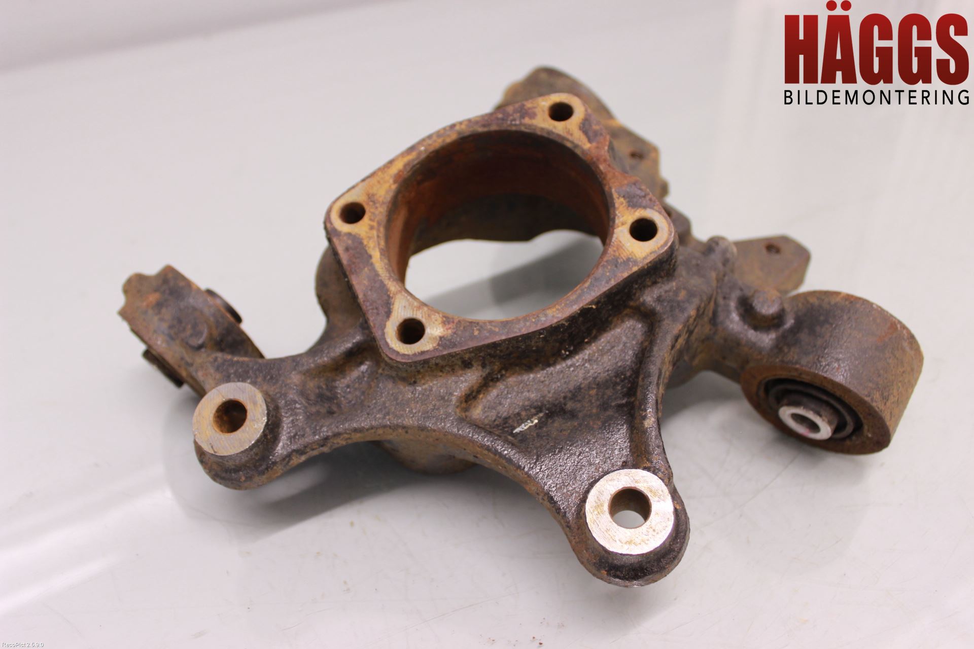 Fiat FREEMONT Hjullagerhus-Spindel Vä B