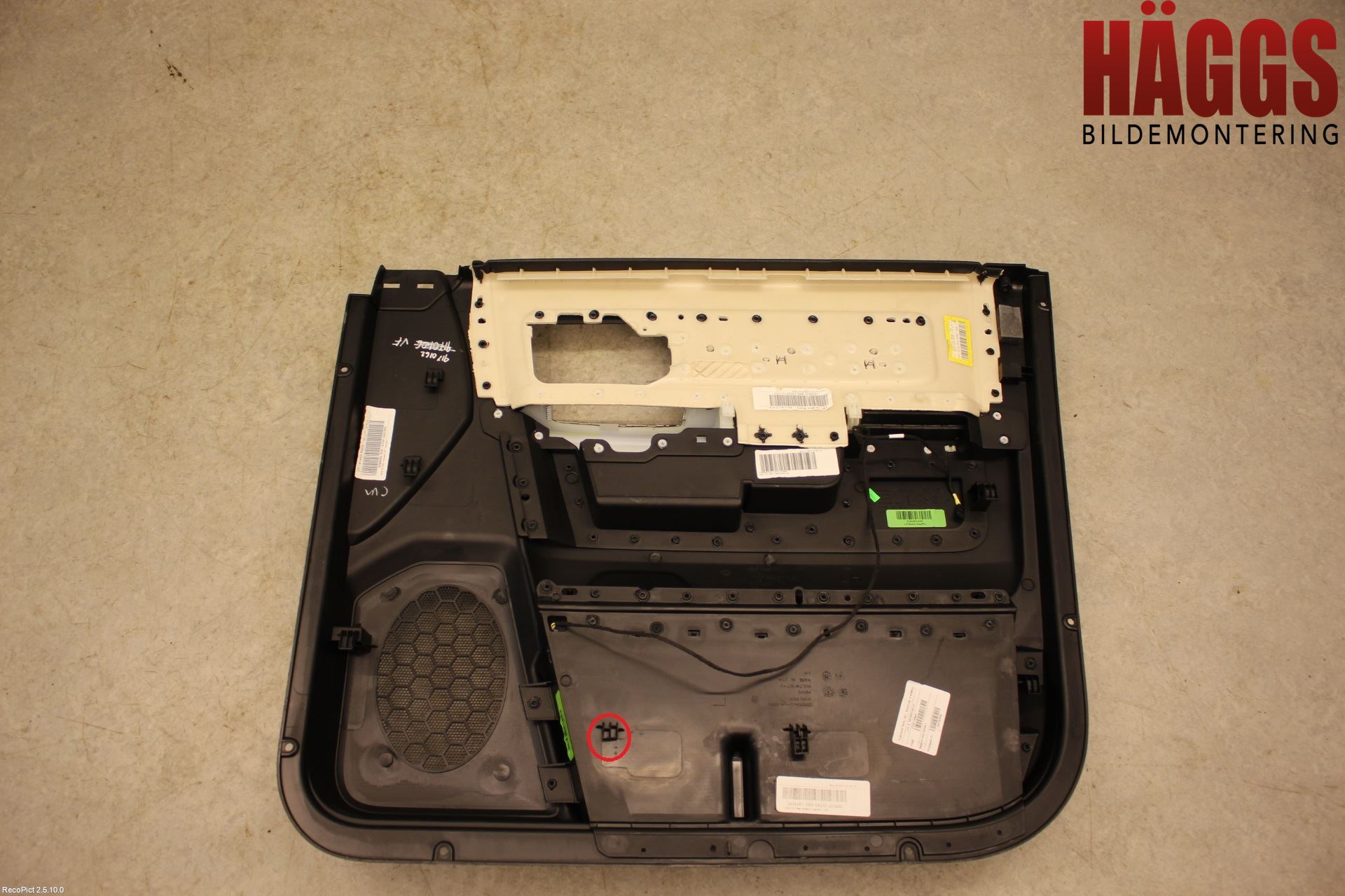 Dodge PICK UP RAM 81- Dörrklädsel Vä