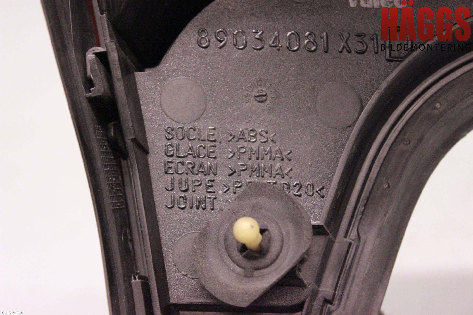 Citroen C5     05-08 Bakljus Lucka Hö