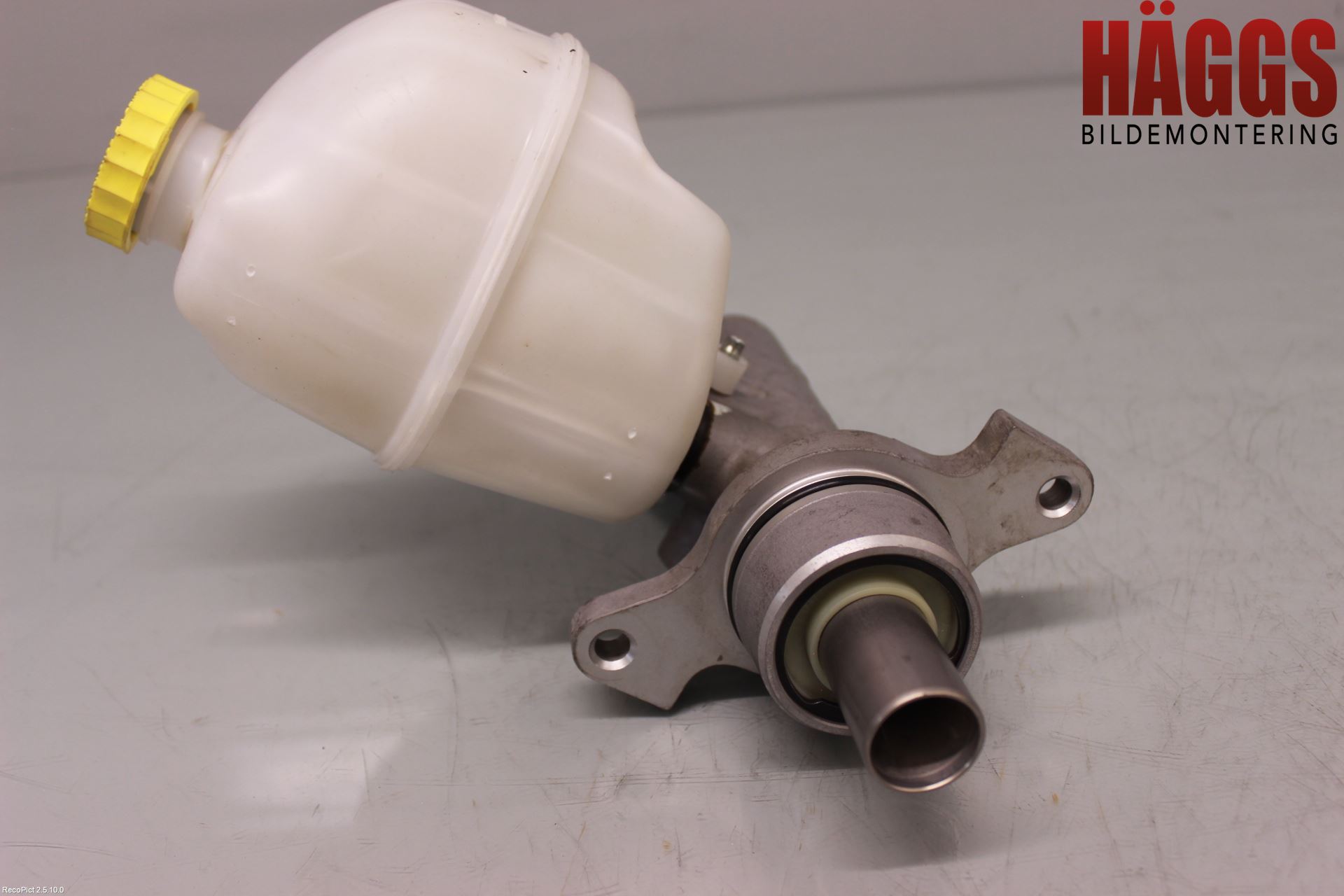 Dodge PICK UP RAM 81- Broms Huvudcylinder