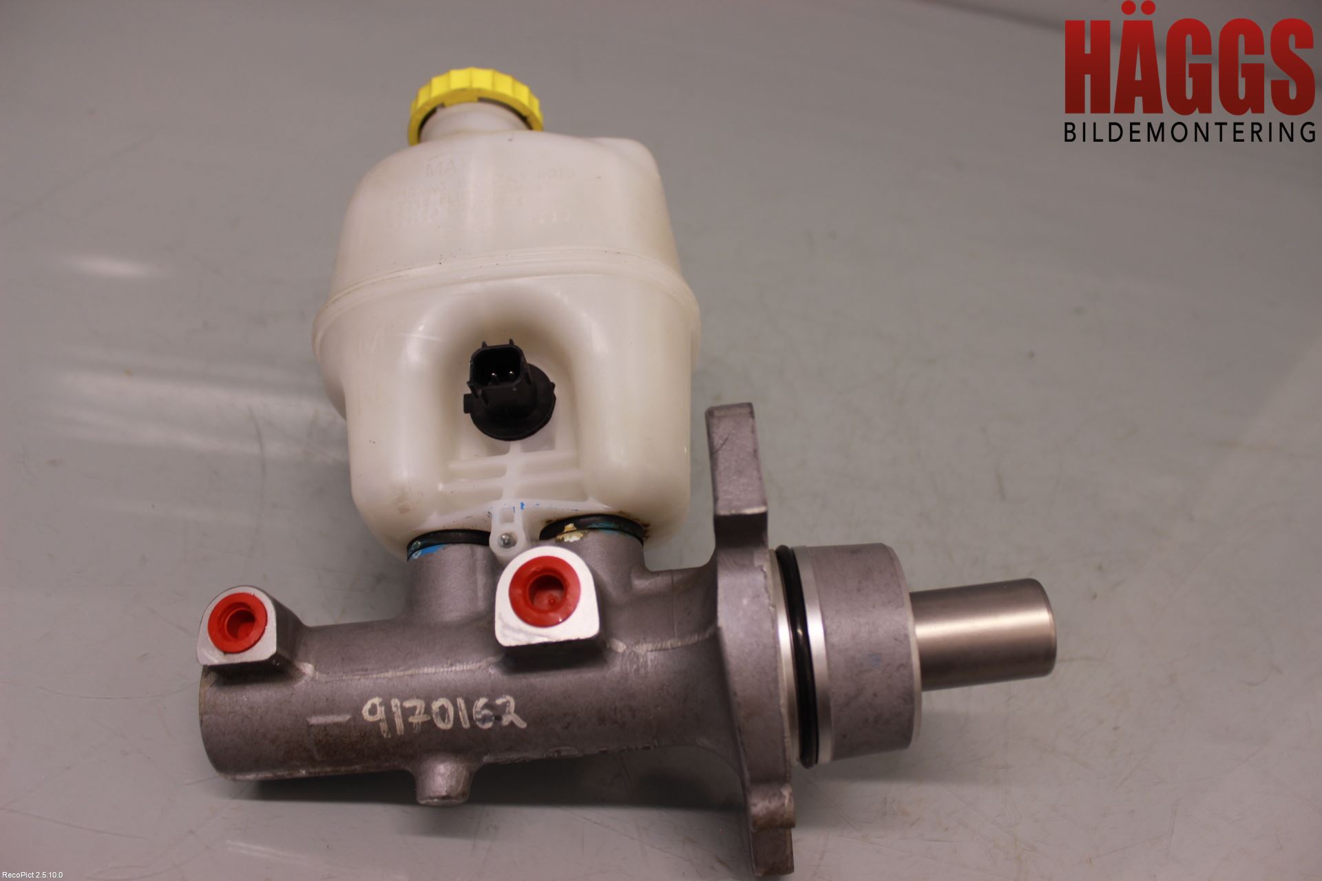 Dodge PICK UP RAM 81- Broms Huvudcylinder