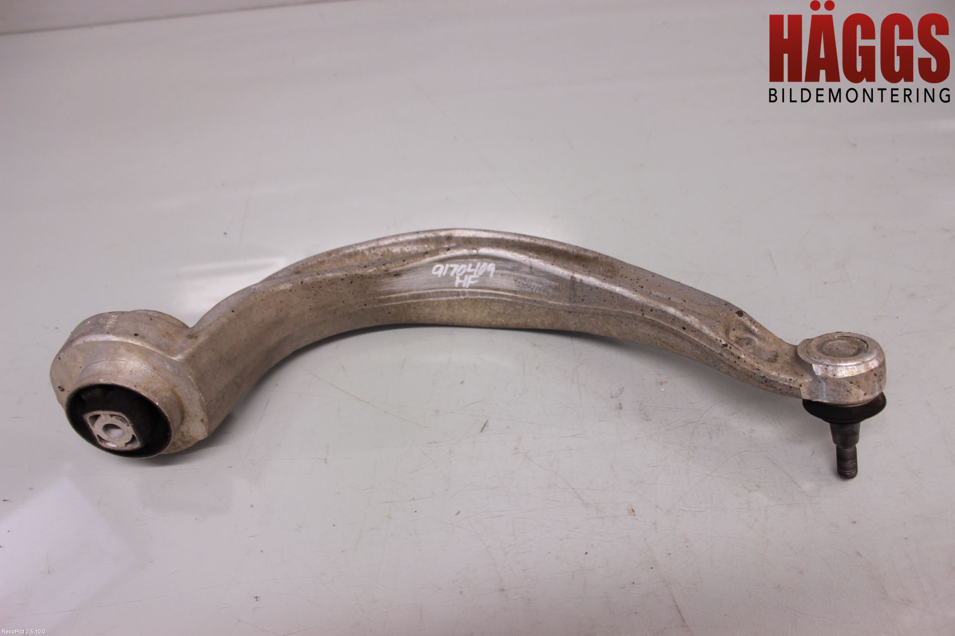 Audi A4/S4 08-11 Bärarm Fram Övre Vä