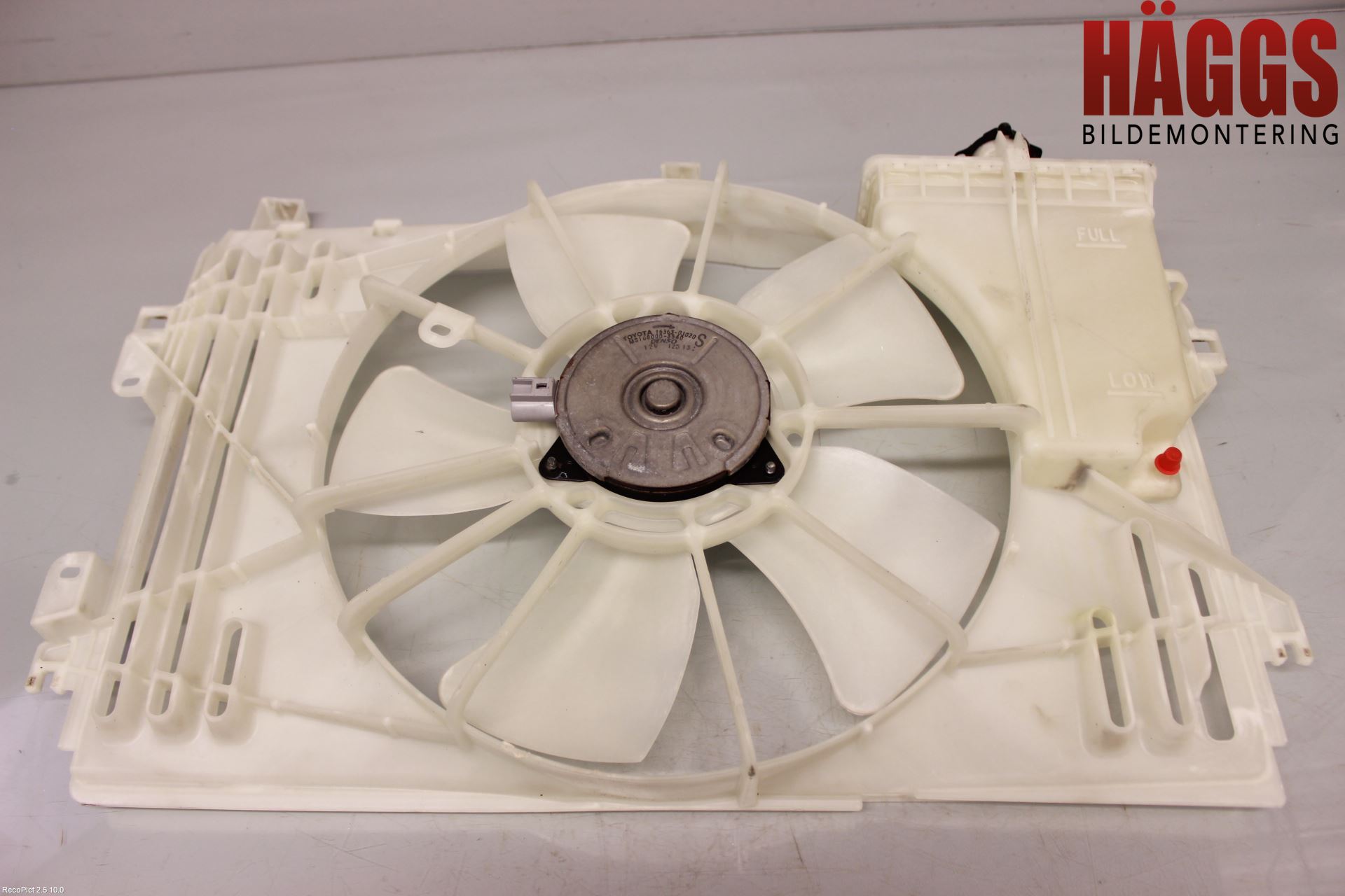 Toyota COROLLA 02-07 Kylfläkt El