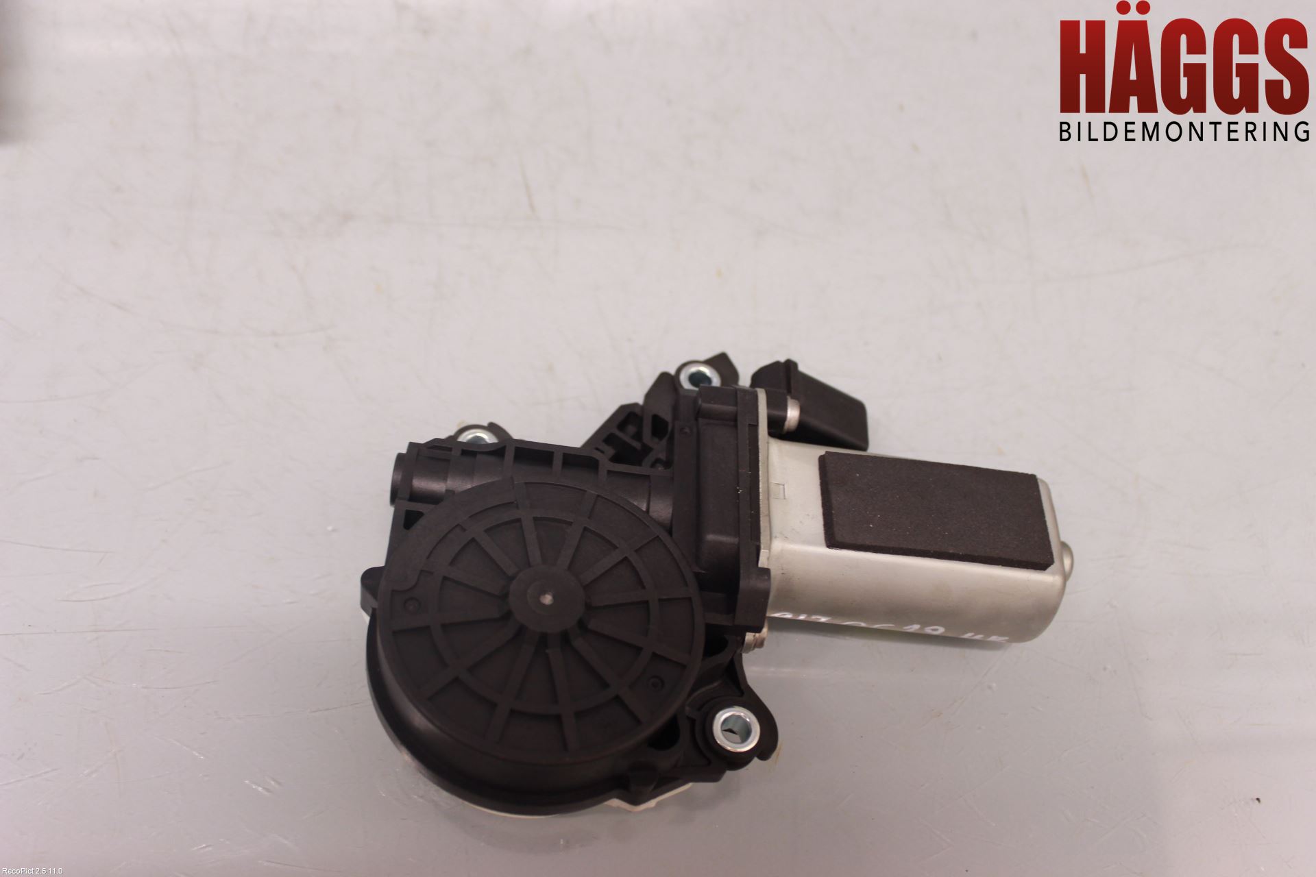 Audi A8/S8 4H 10-17 Centrallåsmotor Höger