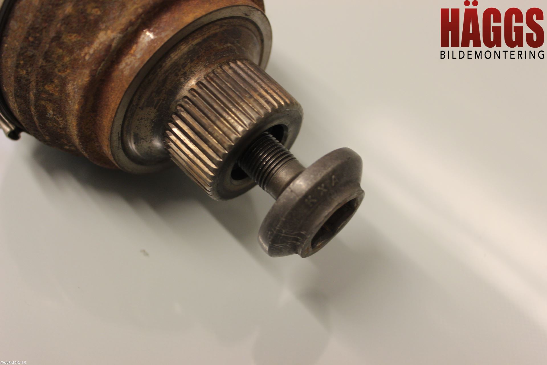 Audi A8/S8 4H 10-17 Drivaxel Fram Höger