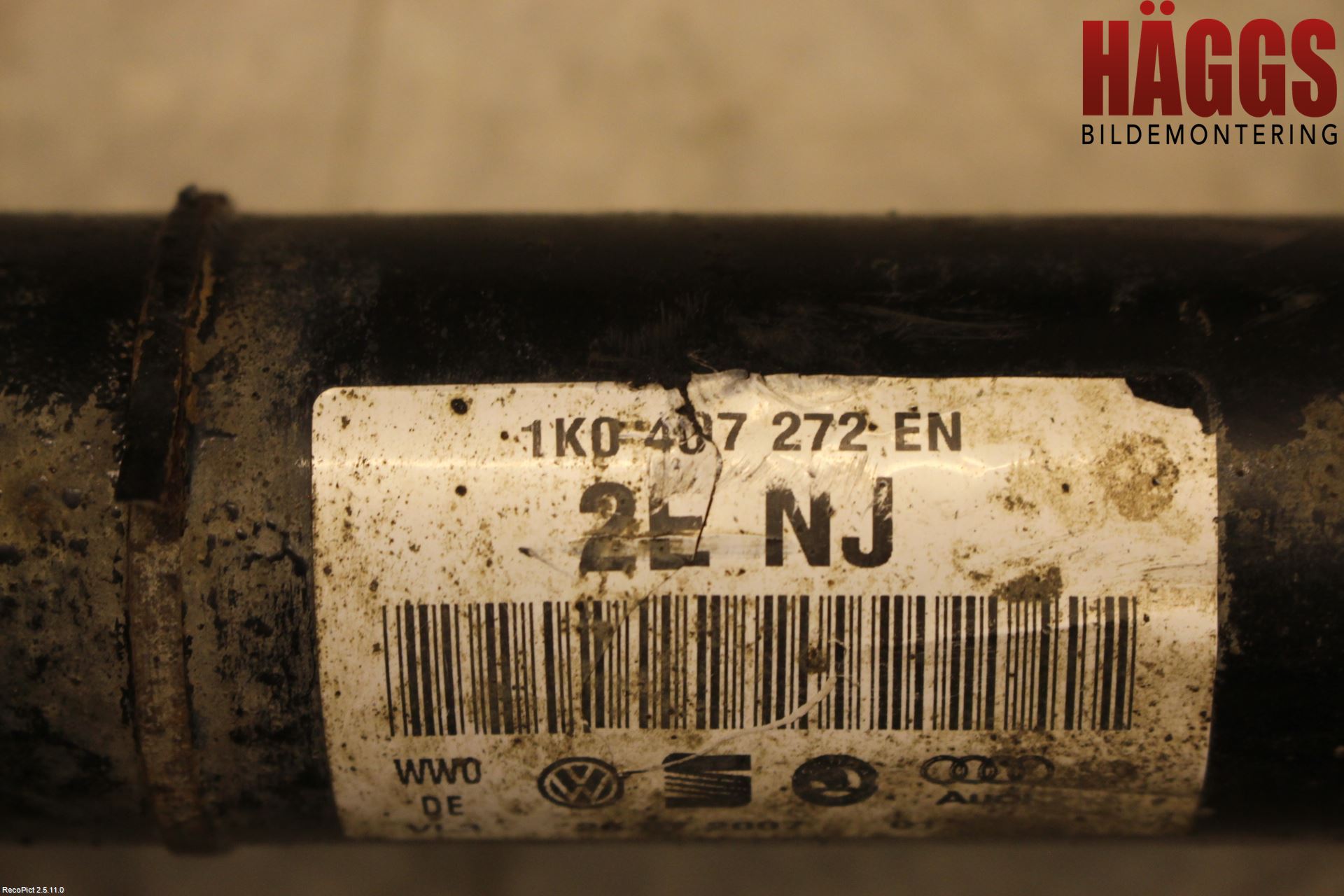 Volkswagen VW PASSAT 05-11 Drivaxel Fram Höger