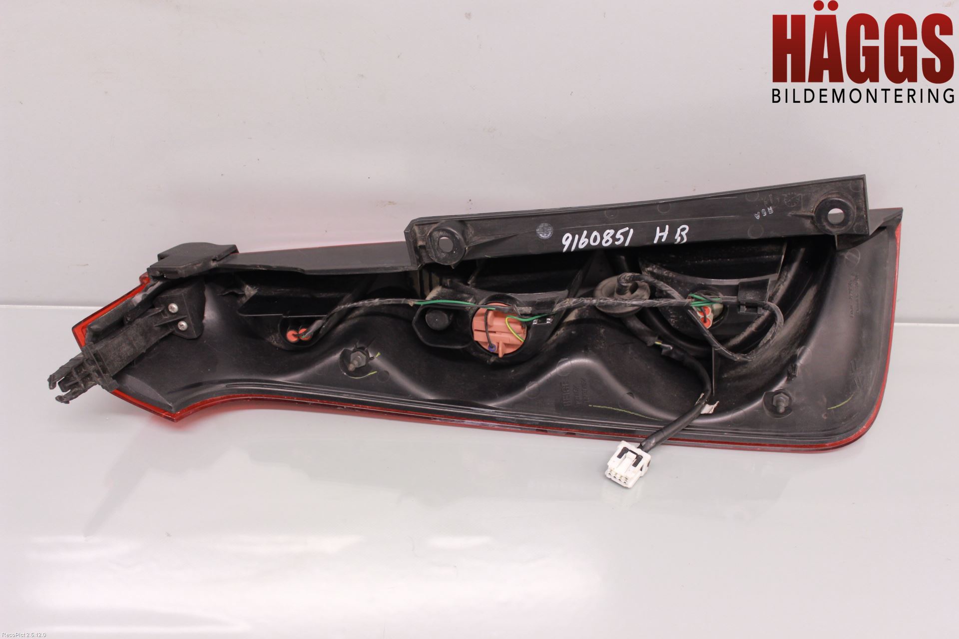 Nissan NOTE E11 06-14 Bakljus Höger