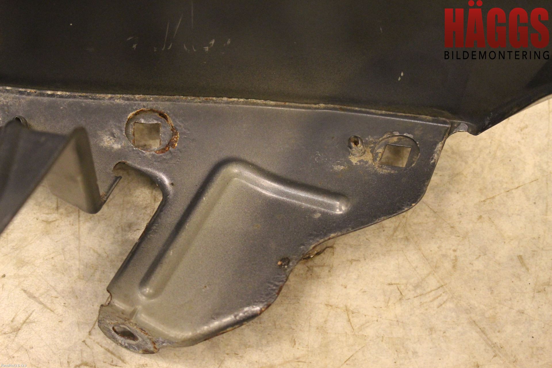 Nissan NOTE E11 06-14 Skärm Fram Höger