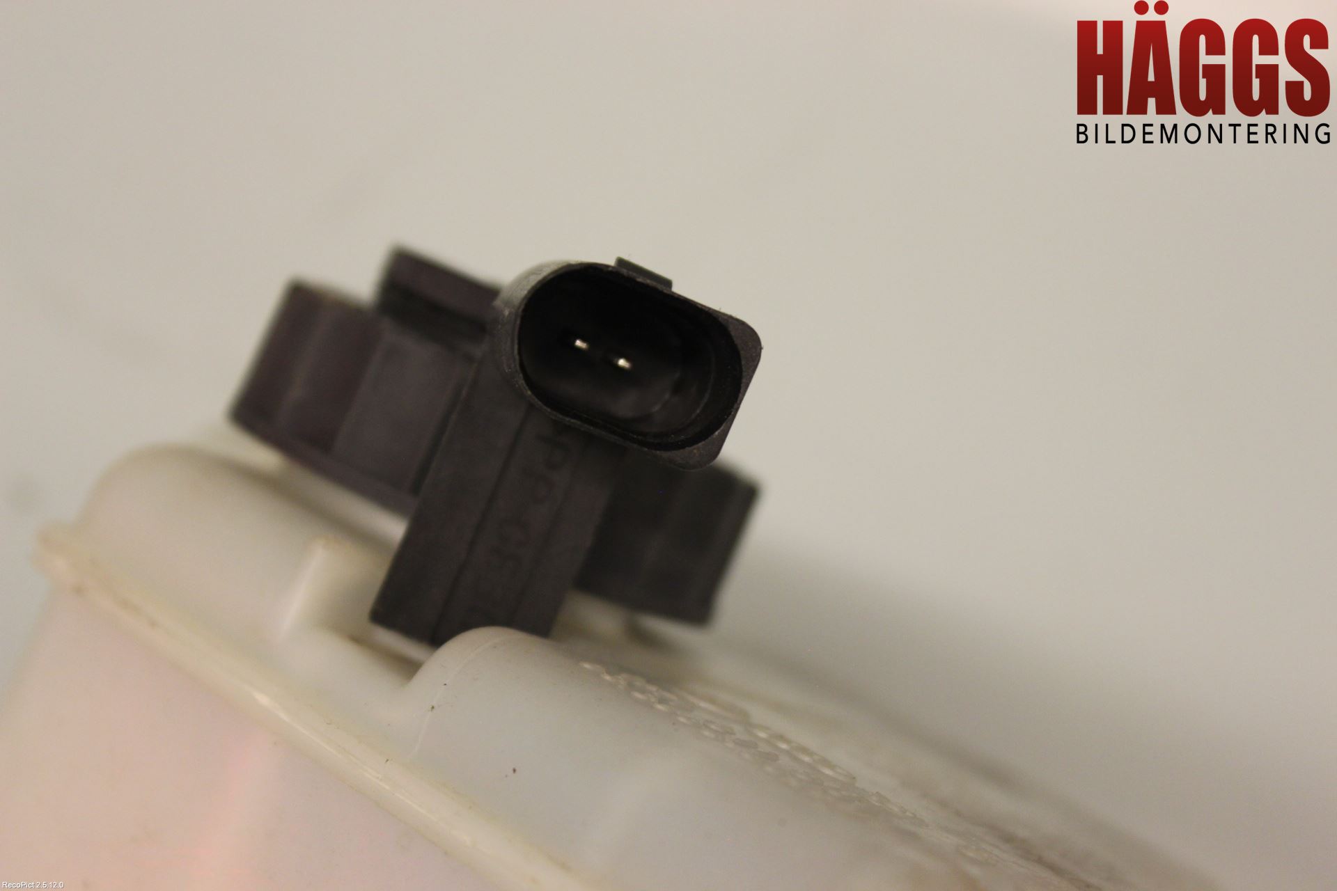 Volkswagen VW CADDY      04-10 Broms Huvudcylinder