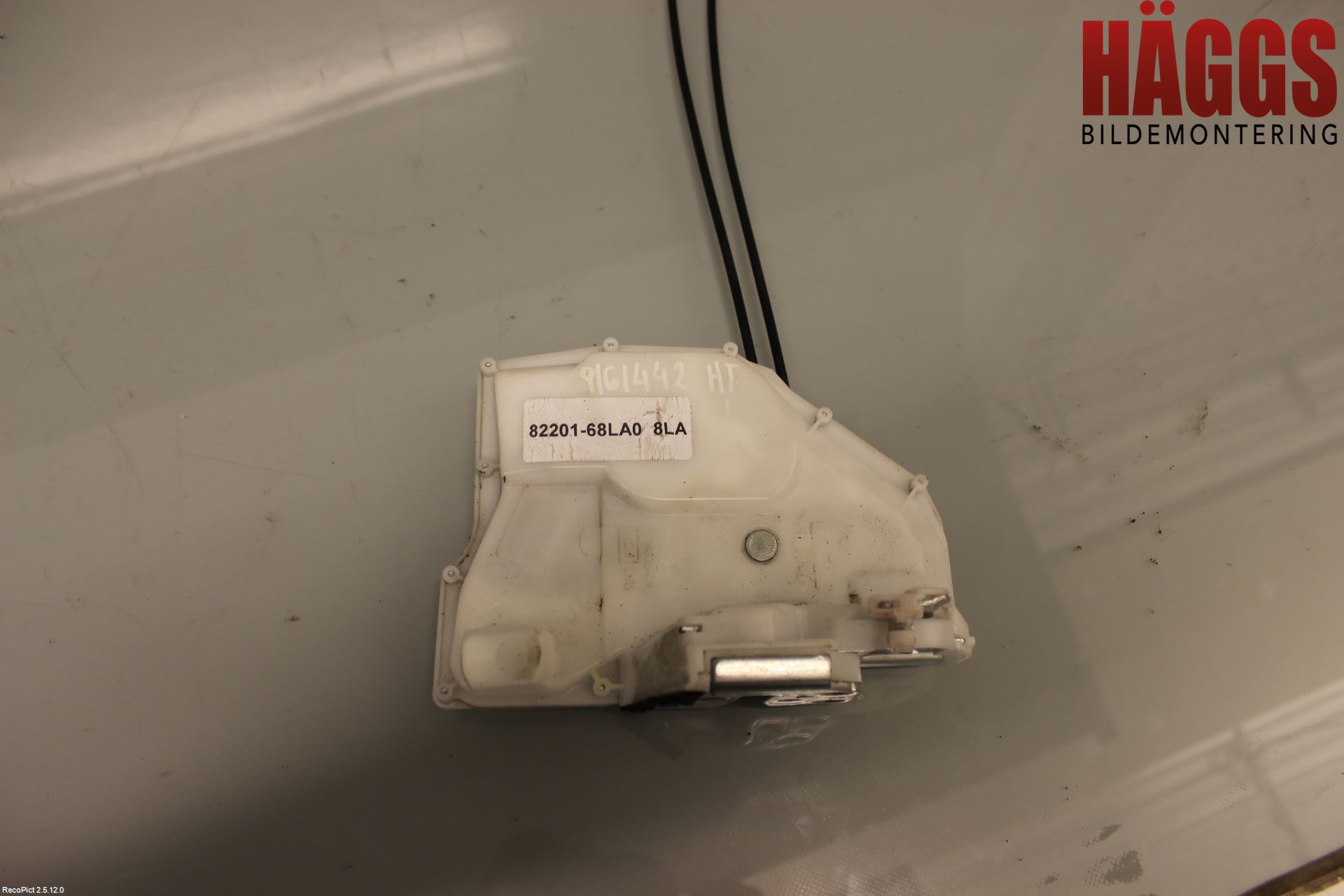 Suzuki SWIFT 11-16 Låskista-Dörrlås