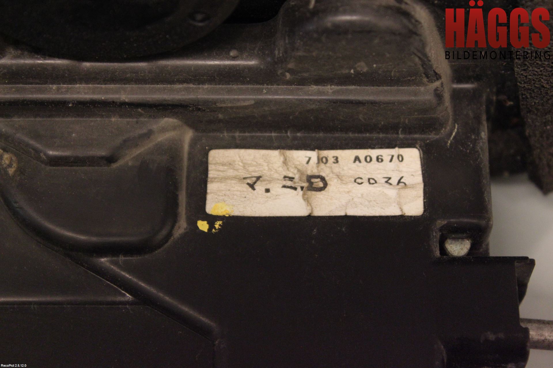 Mazda 5 05-10 Låskista-Dörrlås