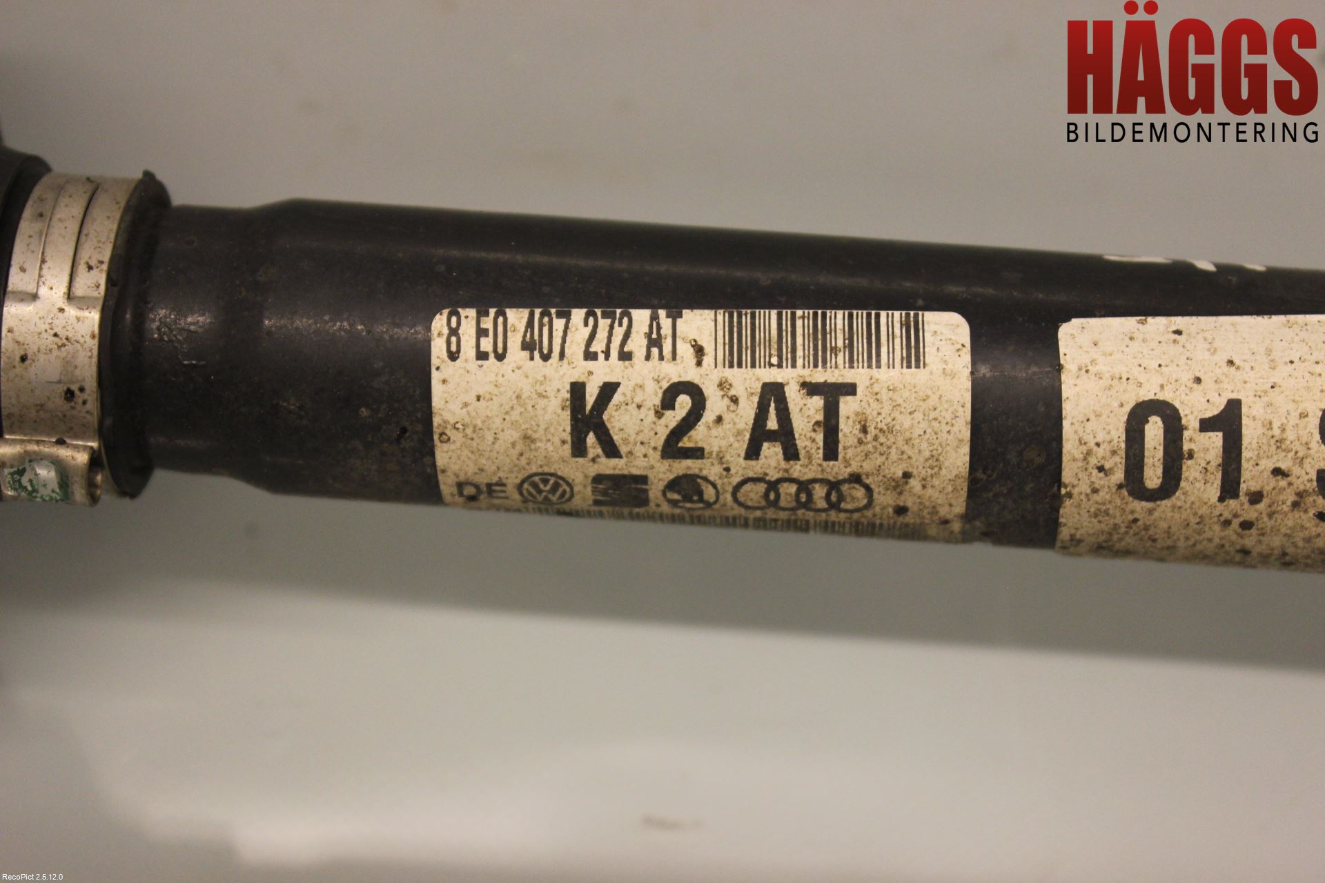 Audi A4/S4 01-05 Drivaxel Fram Höger