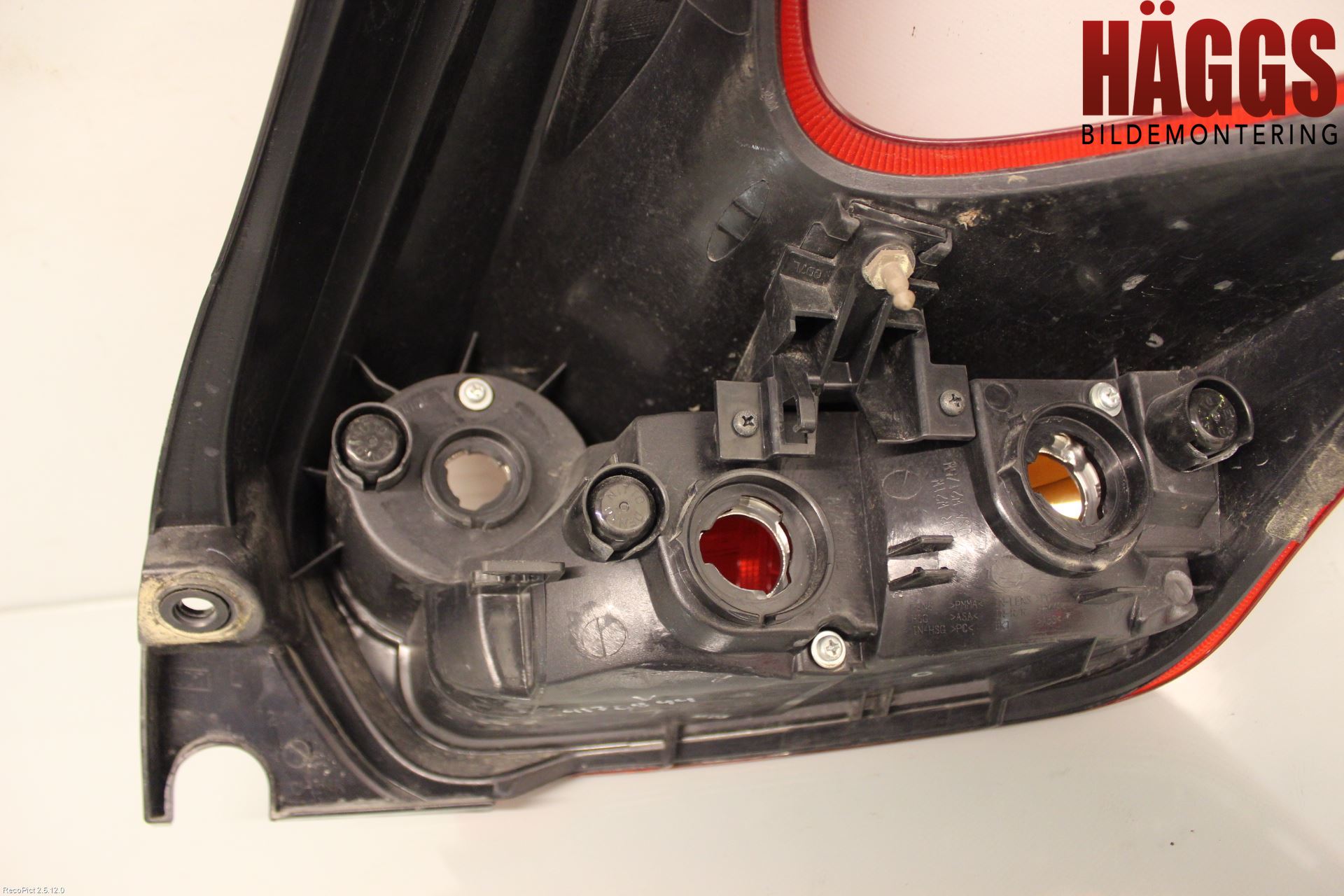 Nissan JUKE 10-14 Bakljus Vänster