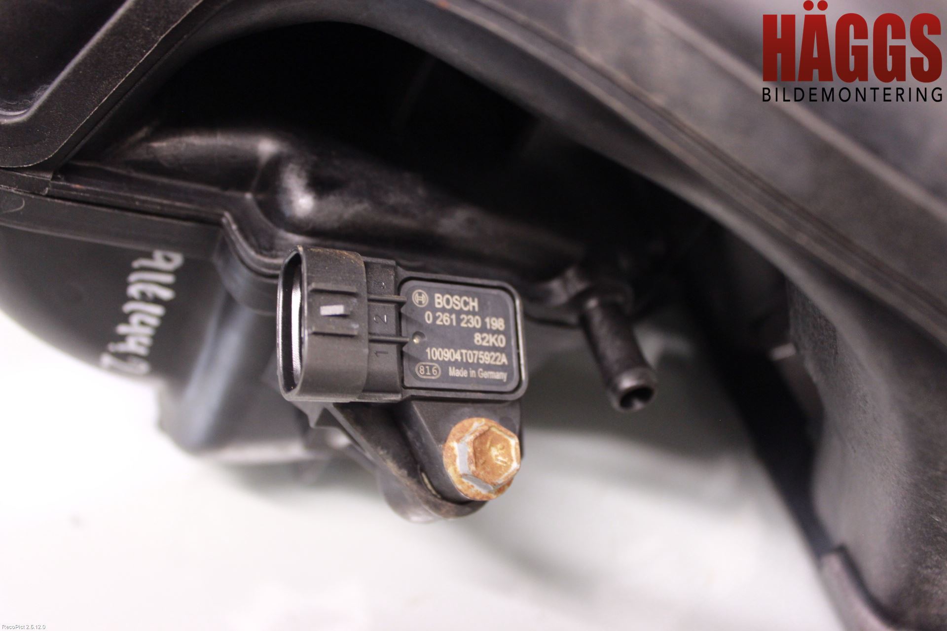 Suzuki SWIFT 11-16 Grenrör Insug