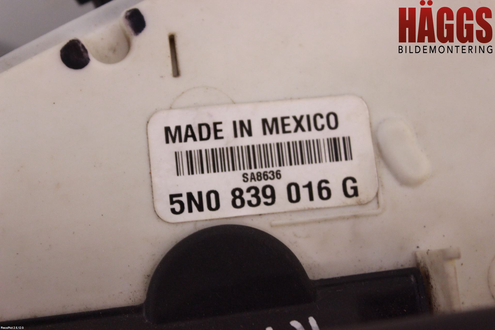 Volkswagen VW AMAROK 2H 10-22 Låskista-Dörrlås