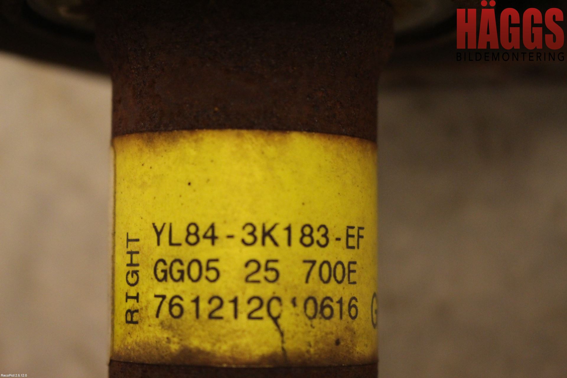 Mazda TRIBUTE Drivaxel Fram Höger