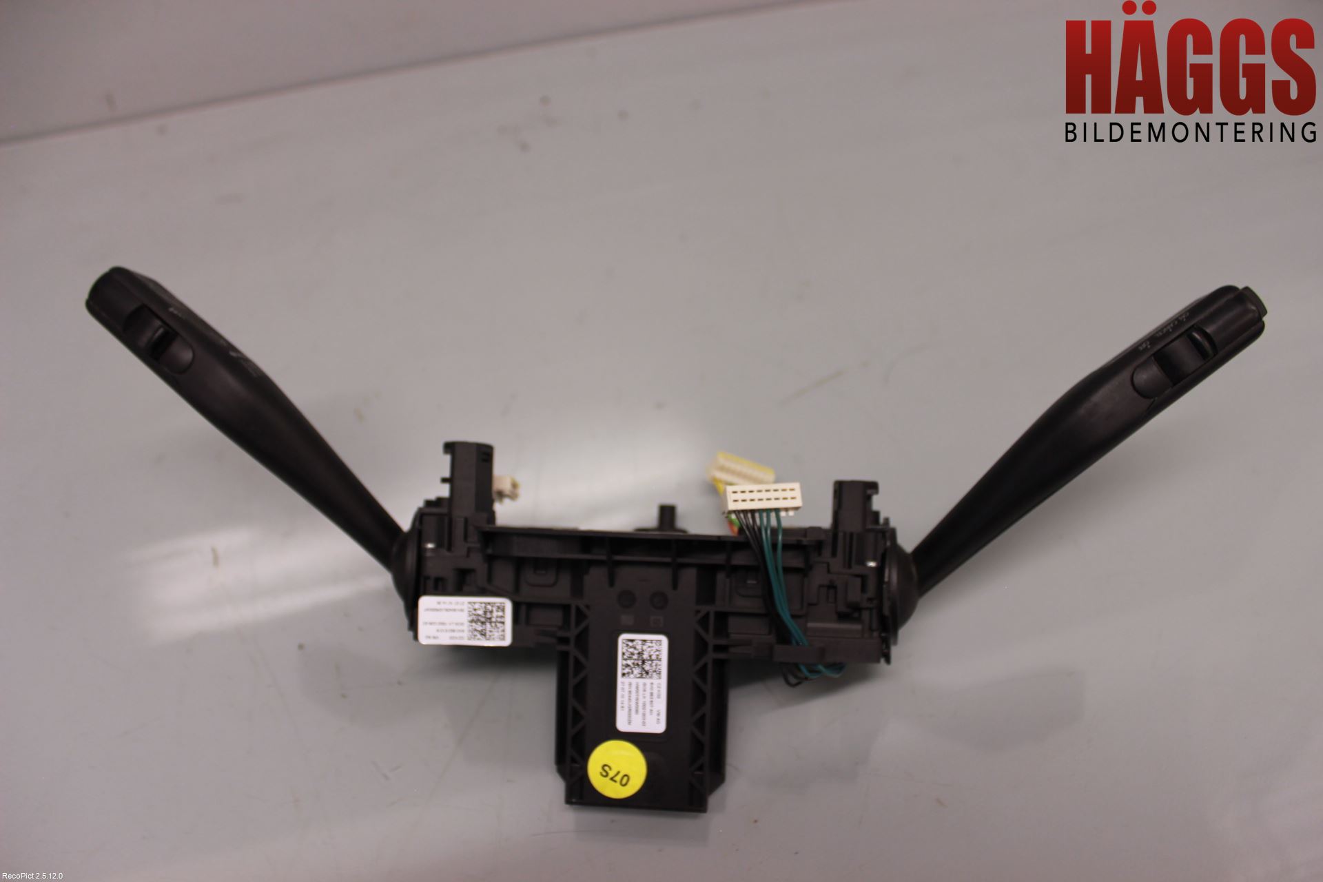 Volkswagen VW GOLF VI 09-13 Spakcentral