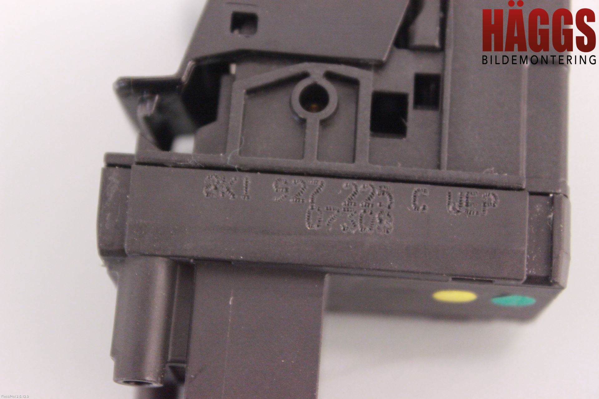 Audi A4/S4 08-11 Strömställare Parkeringsbroms