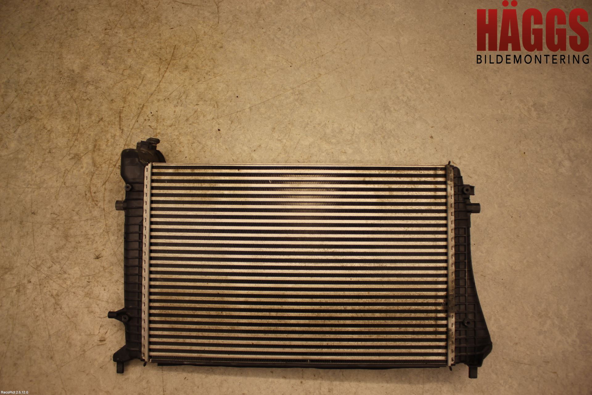 Volkswagen VW PASSAT 05-11 Laddluft-Intercooler Kyl